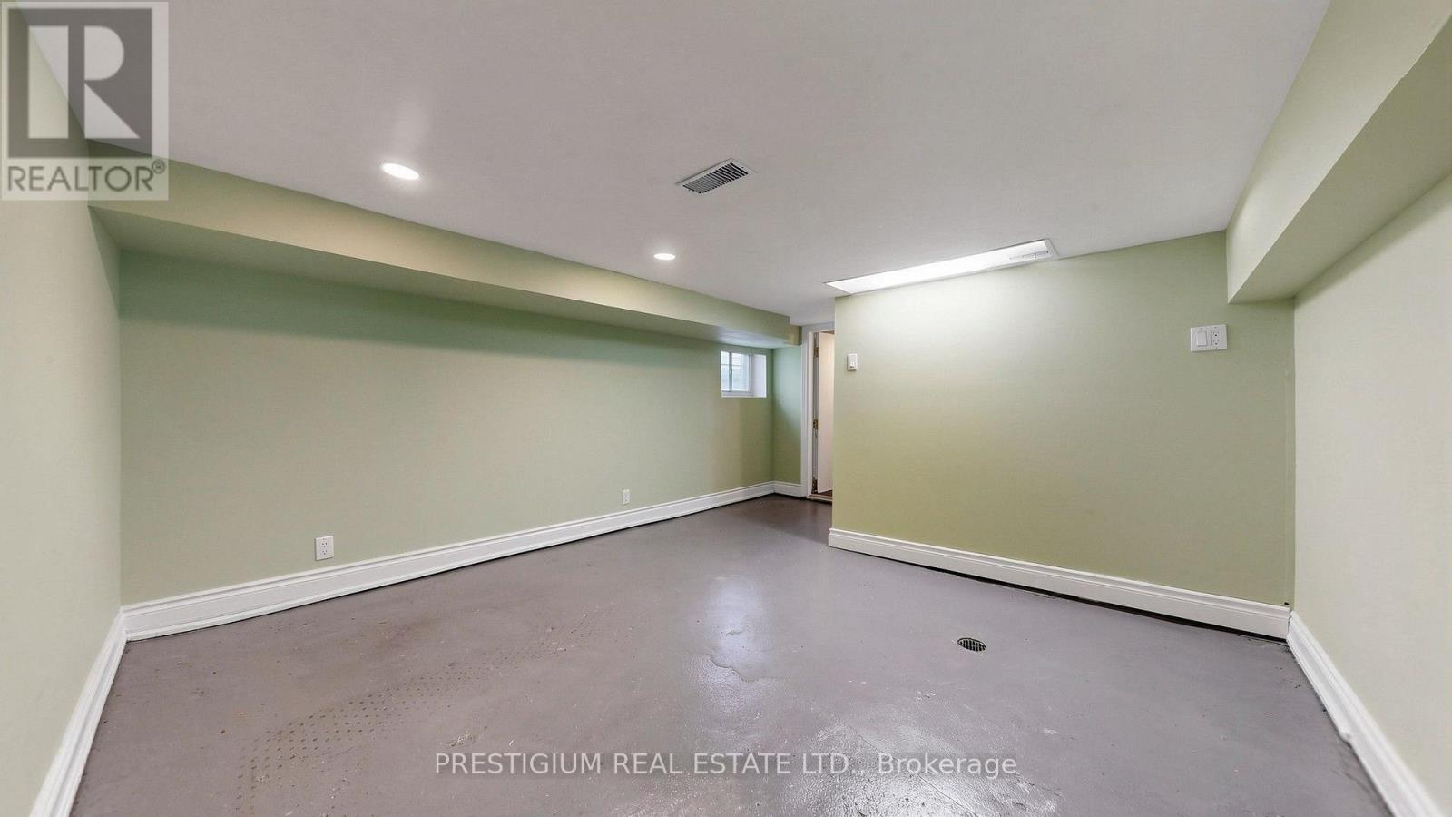65 Eldon Avenue, Toronto, Ontario  M4C 5G2 - Photo 19 - E13705710