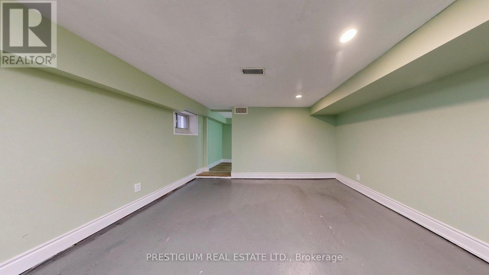 65 Eldon Avenue, Toronto, Ontario  M4C 5G2 - Photo 21 - E13705710