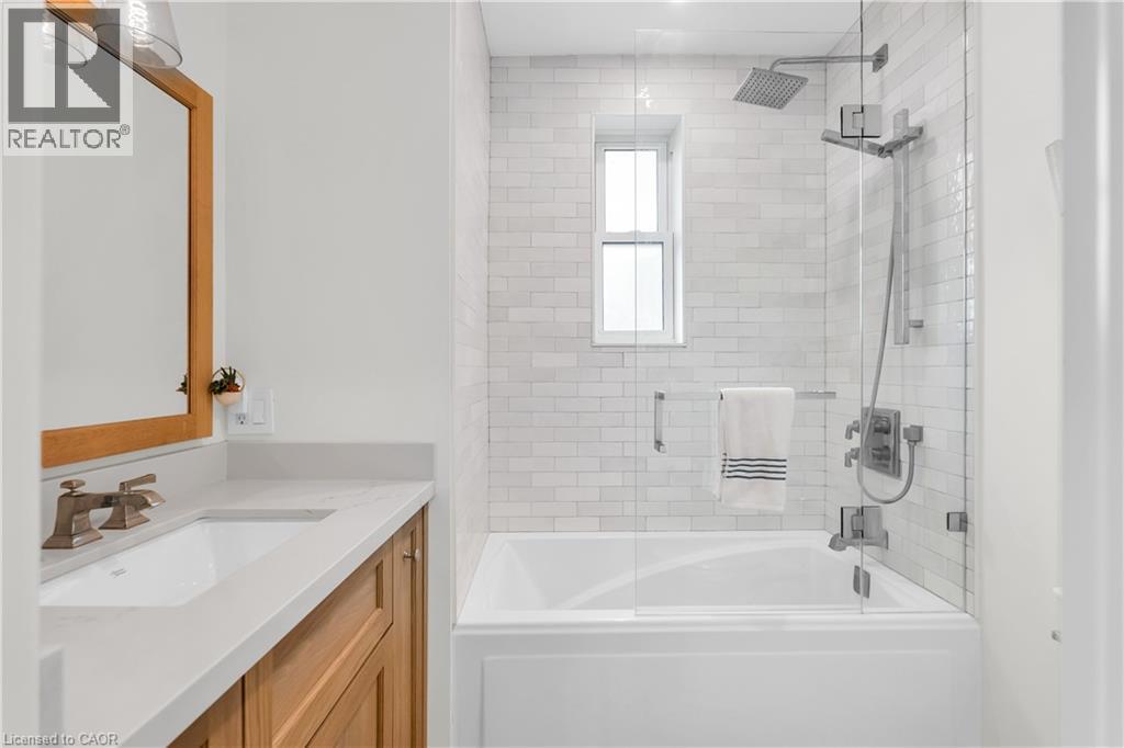 76 Pearl Street N, Hamilton, Ontario  L8R 2Y9 - Photo 40 - 40845487