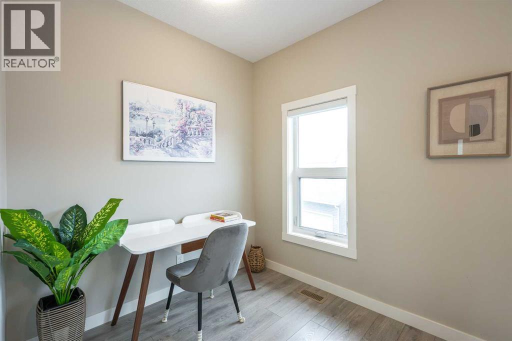 156 Livingston Common Ne, Calgary, Alberta T3P 1K1 - Photo 12 - A2325409