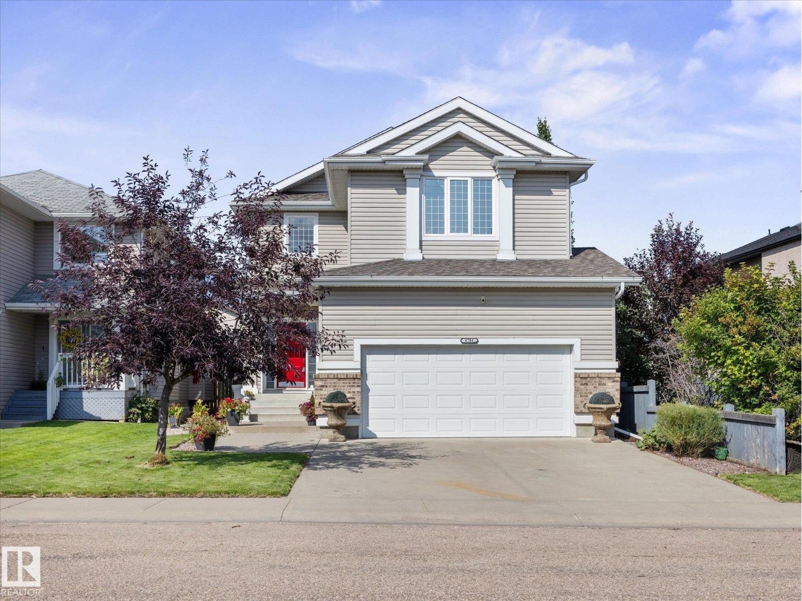 4704 160 AV NW, edmonton, Alberta