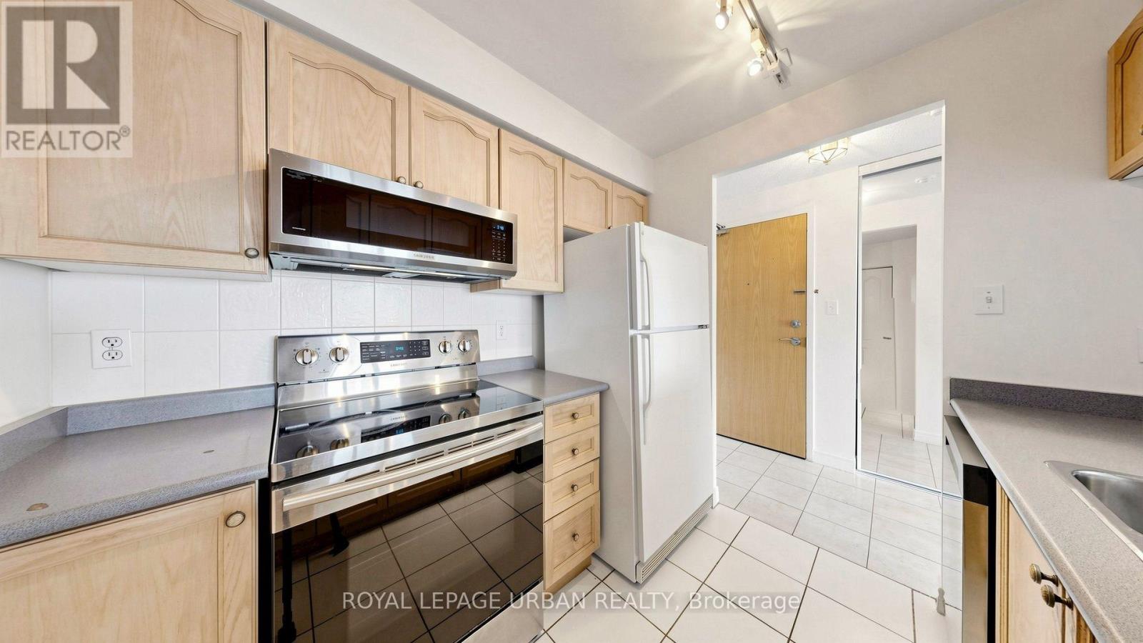 1005 - 399 South Park Road, Markham (Commerce Valley), Ontario  L3T 7W6 - Photo 22 - N13705690