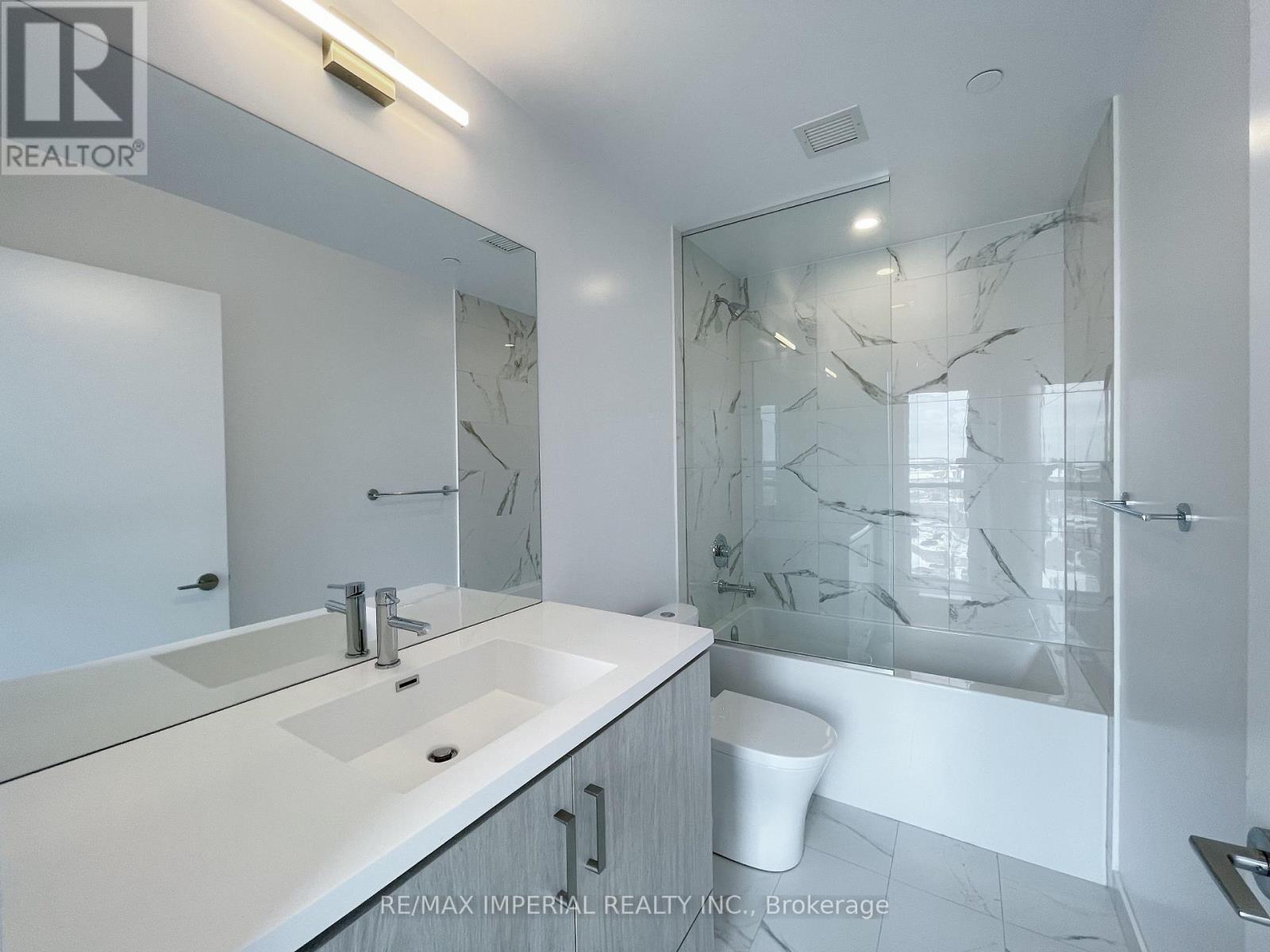 616 - 38 Honeycrisp Crescent, Vaughan, Ontario  L4K 0M7 - Photo 4 - N13705730