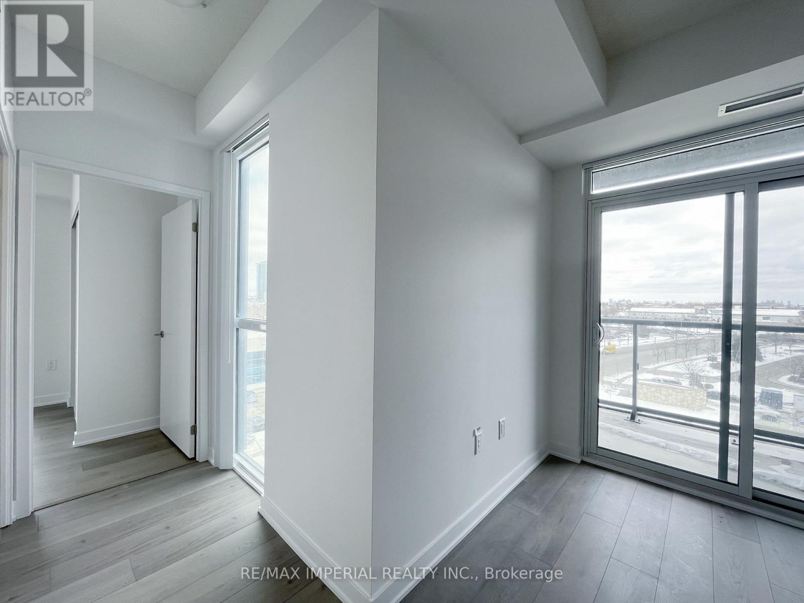 616 - 38 Honeycrisp Crescent, Vaughan, Ontario  L4K 0M7 - Photo 6 - N13705730