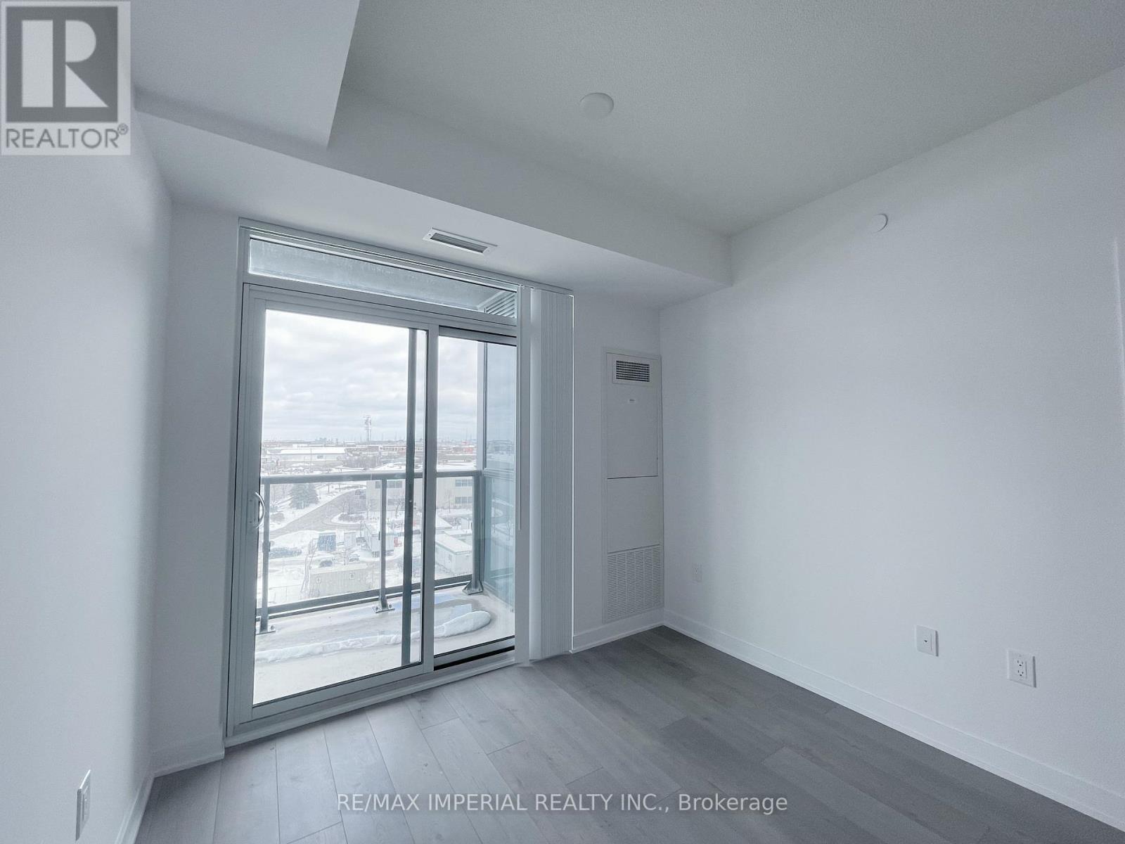 616 - 38 Honeycrisp Crescent, Vaughan, Ontario  L4K 0M7 - Photo 7 - N13705730