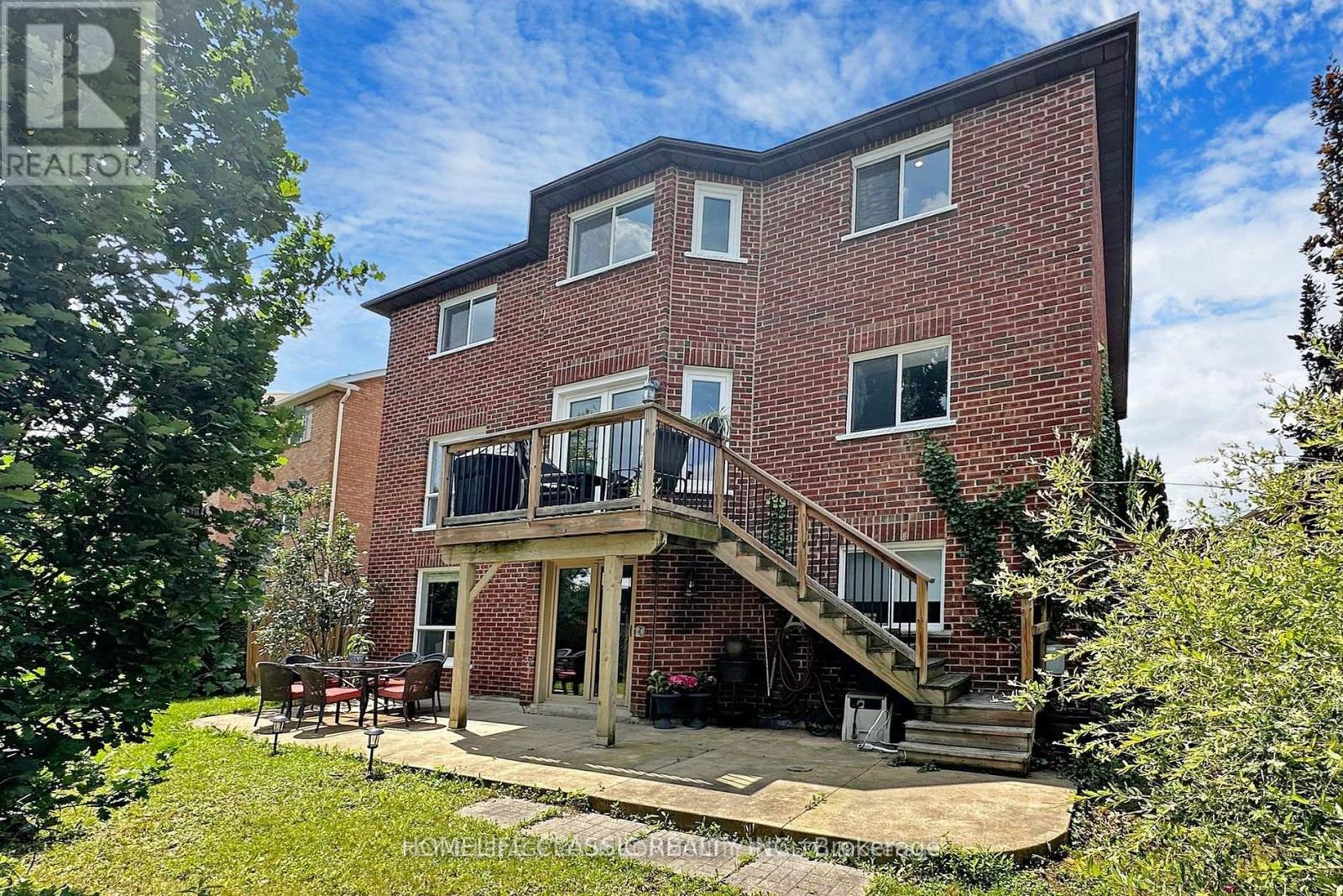 LOWER LEVEL - 267 SAVAGE ROAD, Newmarket, Ontario