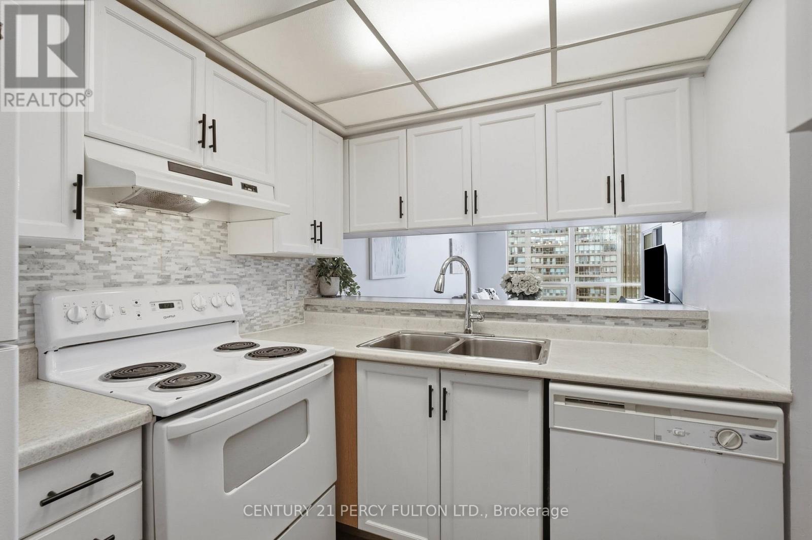 611 - 309 Major Mackenzie Avenue, Richmond Hill, Ontario  L4V 9Y5 - Photo 15 - N13705792