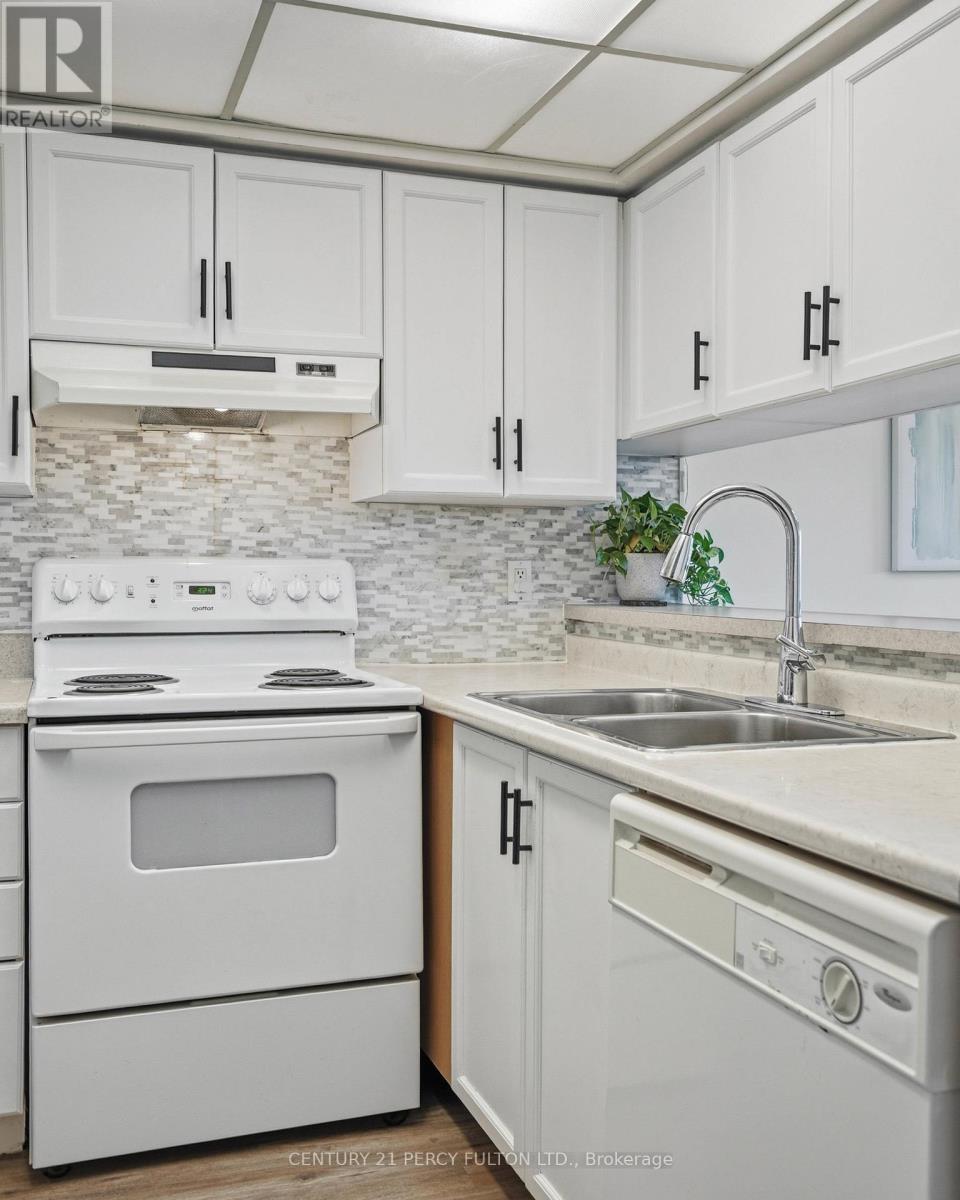 611 - 309 Major Mackenzie Avenue, Richmond Hill, Ontario  L4V 9Y5 - Photo 16 - N13705792