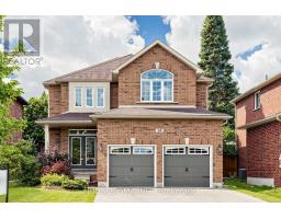 35 AUBURN COURT, Barrie, Ontario