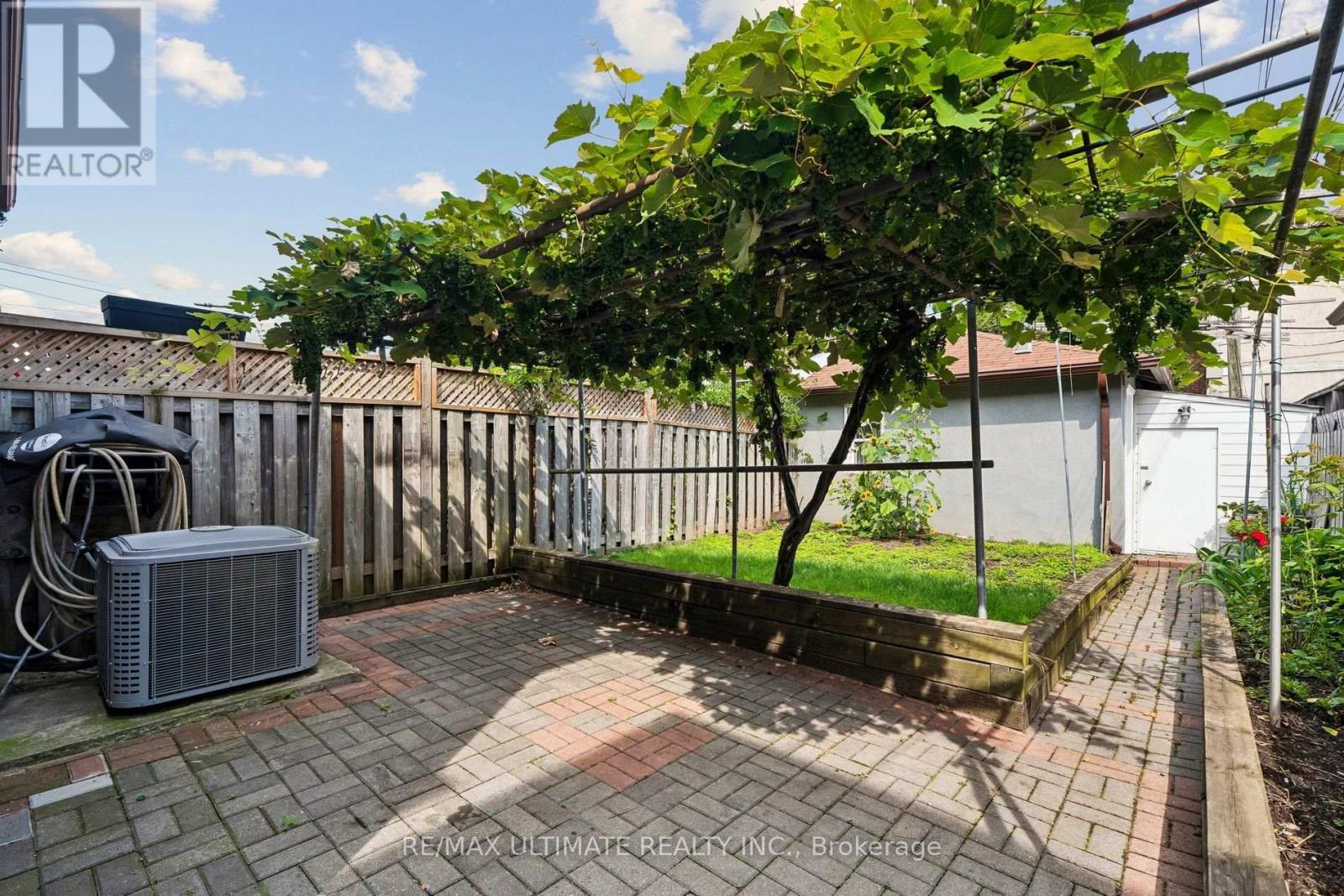 124 Hope Street, Toronto, Ontario  M6E 1K1 - Photo 42 - W13705662