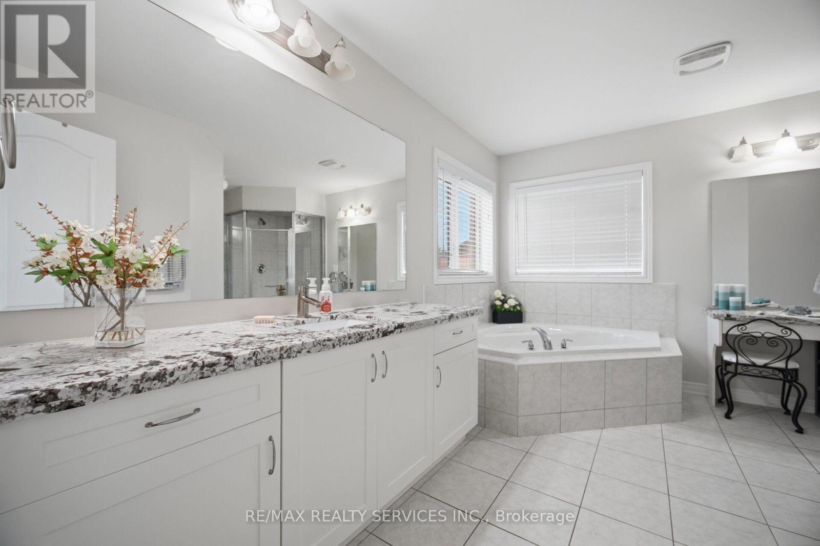 79 Cedarholme Avenue, Caledon, Ontario  L7C 3T2 - Photo 25 - W13705664