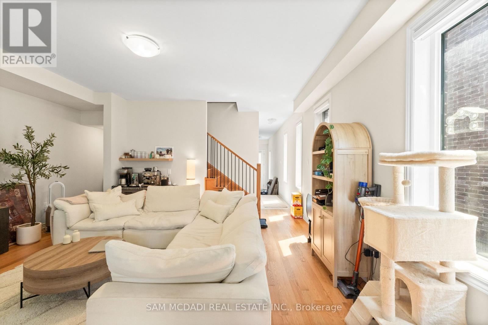1429 Almonte Drive, Burlington, Ontario  L7P 0V7 - Photo 7 - W13705666
