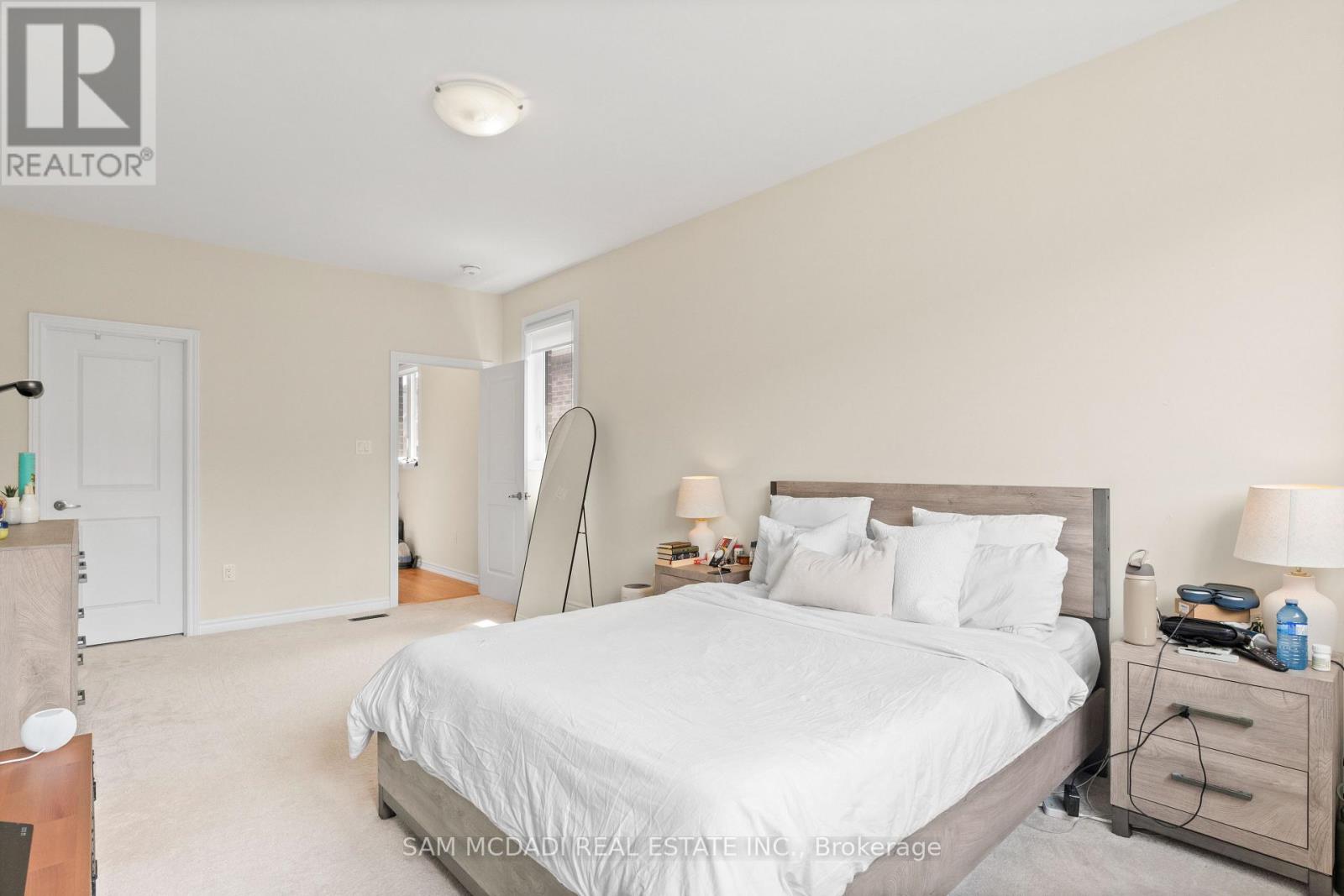 1429 Almonte Drive, Burlington, Ontario  L7P 0V7 - Photo 8 - W13705666