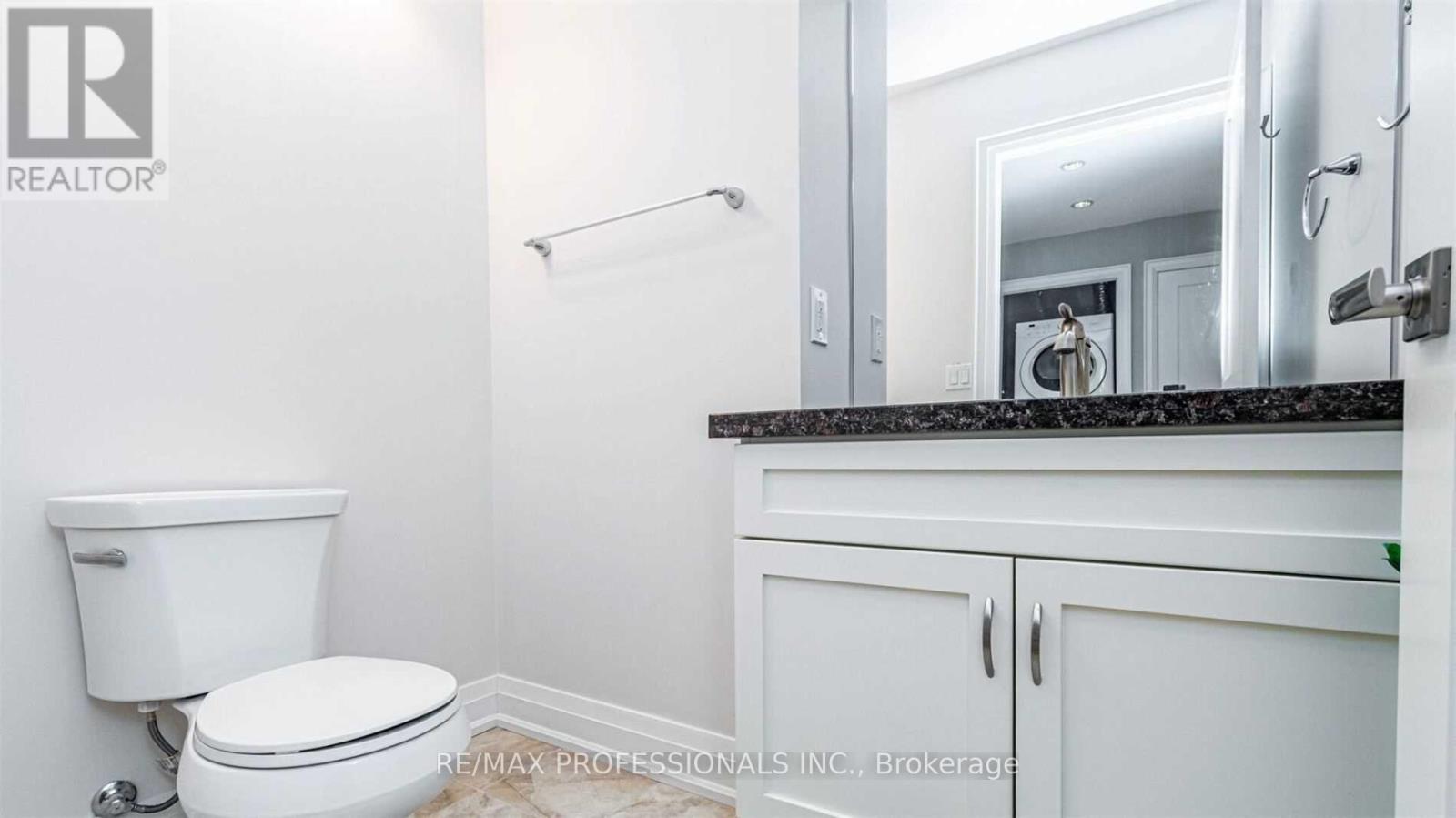 208 - 205 Lakeshore Road W, Oakville, Ontario  L6K 1B3 - Photo 13 - W13705692