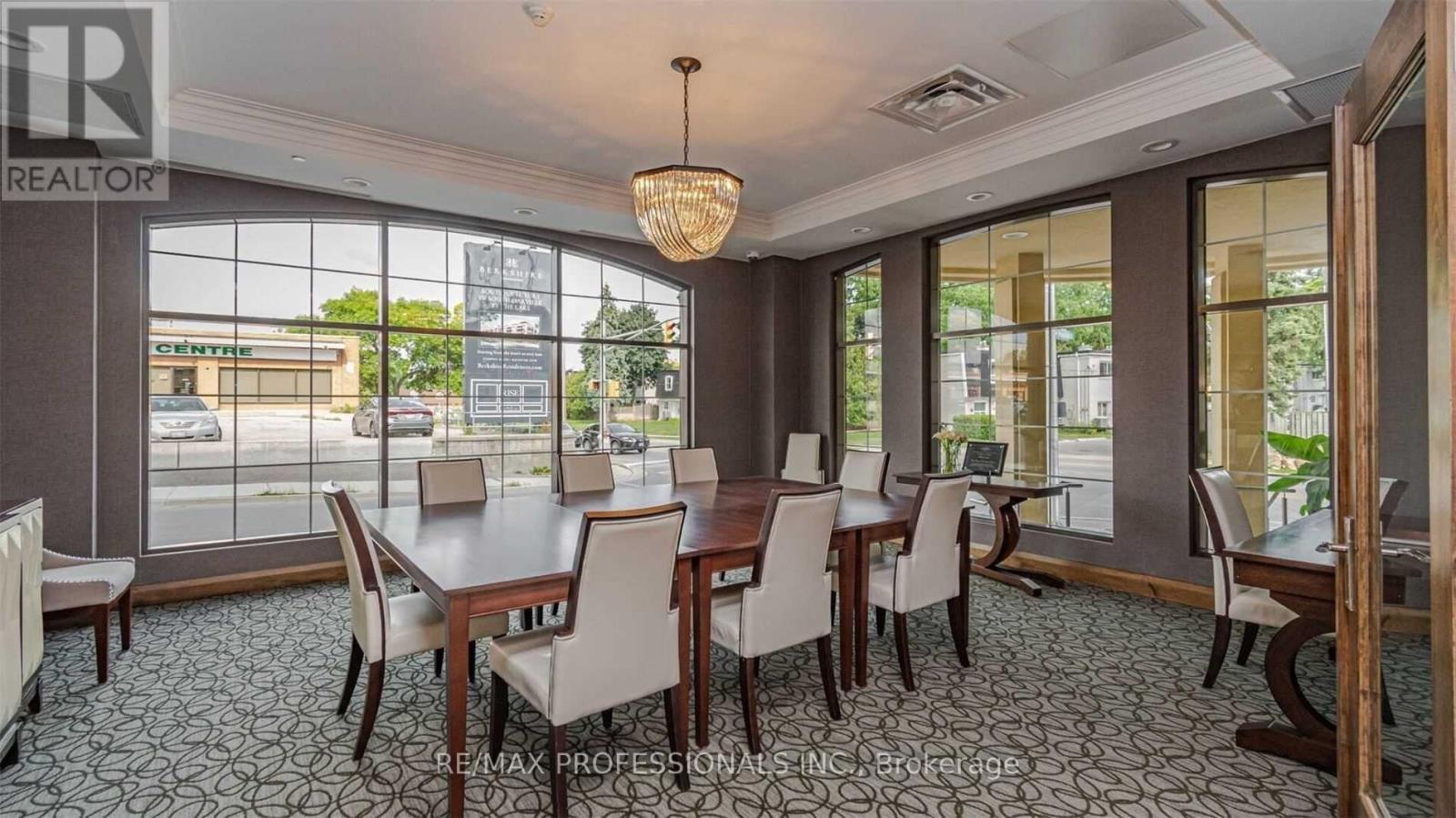 208 - 205 Lakeshore Road W, Oakville, Ontario  L6K 1B3 - Photo 22 - W13705692