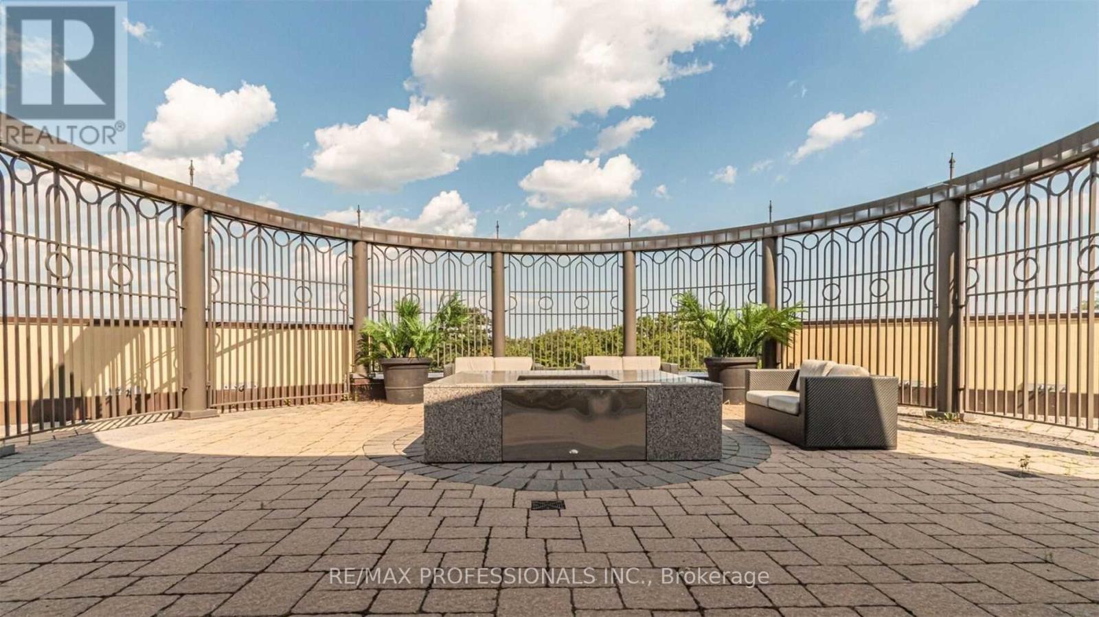 208 - 205 Lakeshore Road W, Oakville, Ontario  L6K 1B3 - Photo 27 - W13705692