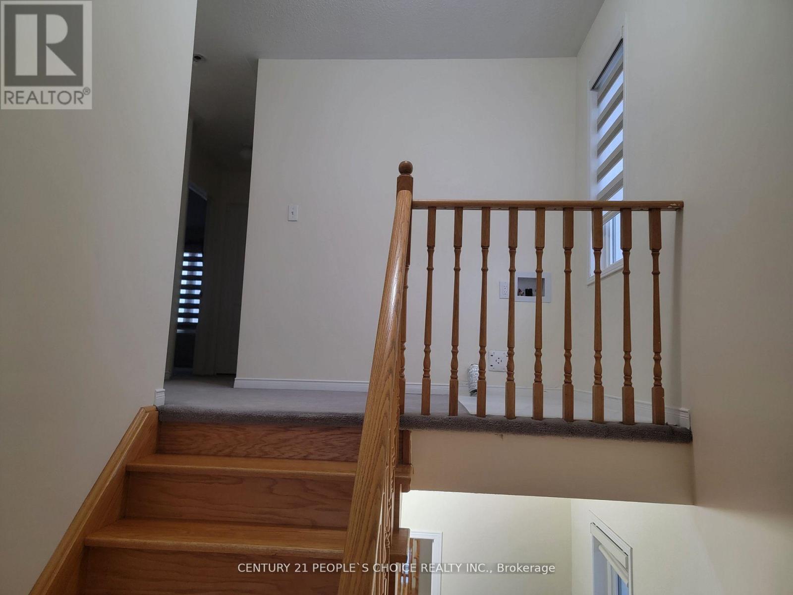 Upper - 783 Millworks Crescent, Mississauga, Ontario  L5B 0B9 - Photo 14 - W13705726
