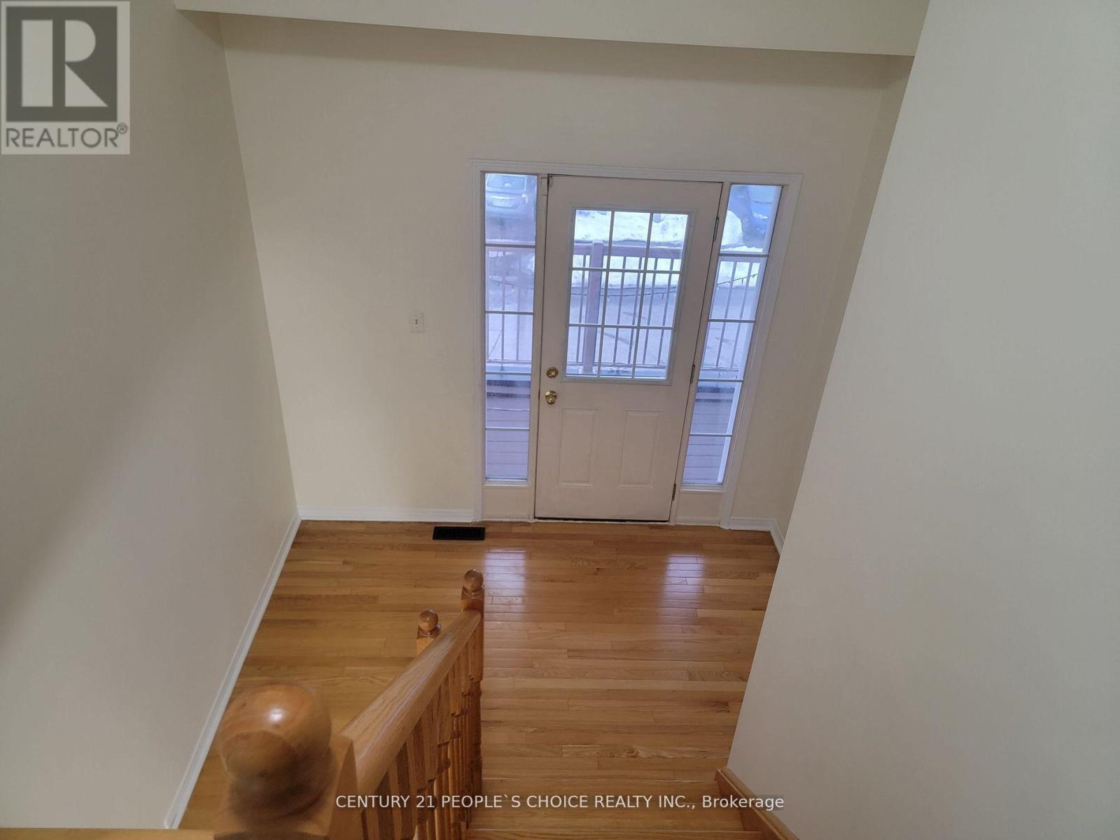Upper - 783 Millworks Crescent, Mississauga, Ontario  L5B 0B9 - Photo 15 - W13705726