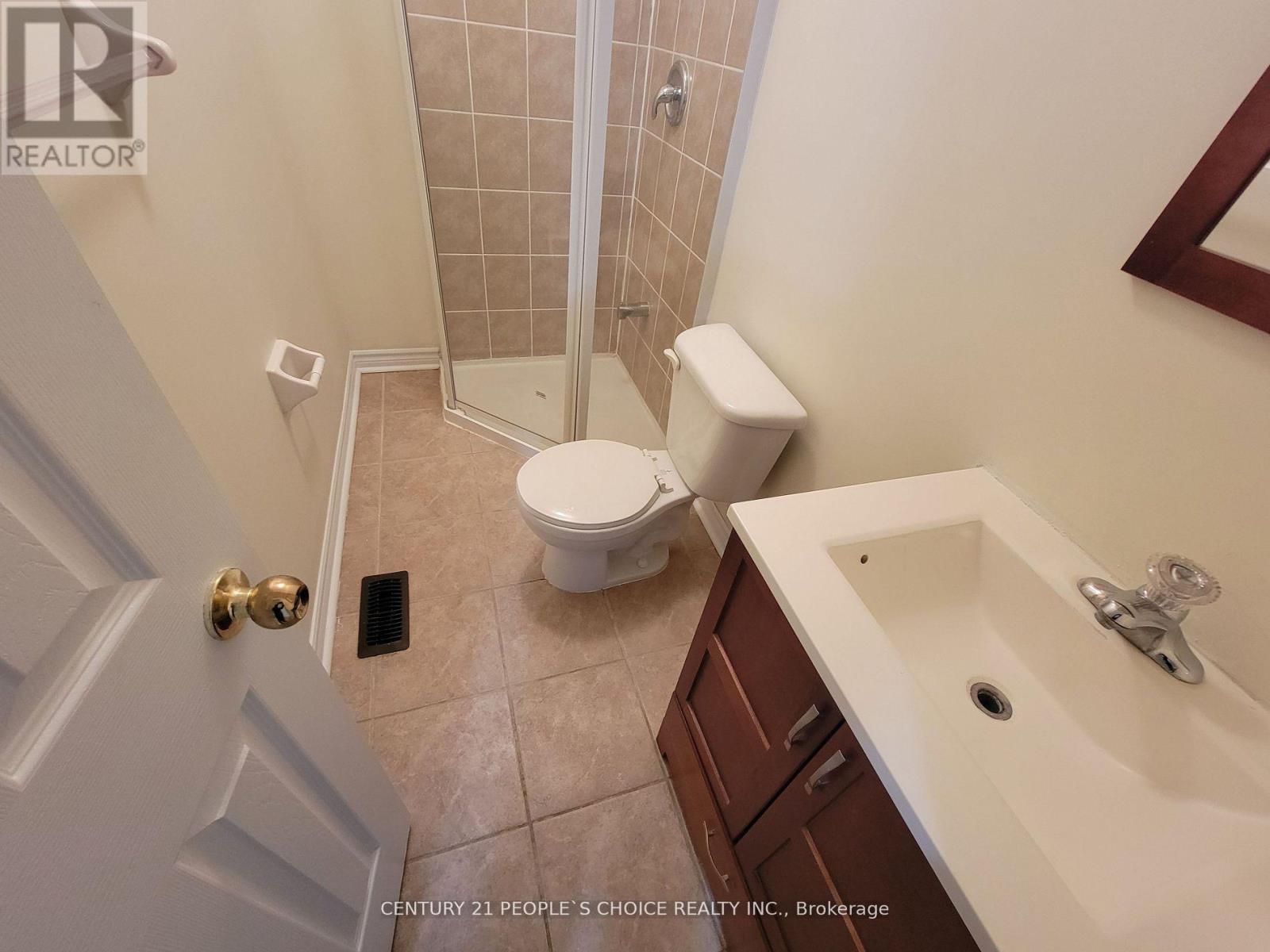 Upper - 783 Millworks Crescent, Mississauga, Ontario  L5B 0B9 - Photo 25 - W13705726