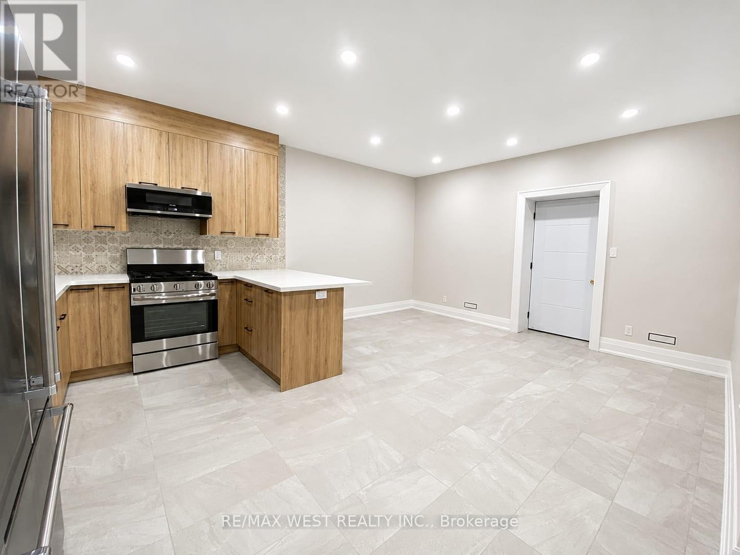 Basement - 58 Aura Lea Boulevard, Toronto, Ontario  M9M 1K5 - Photo 2 - W13705804