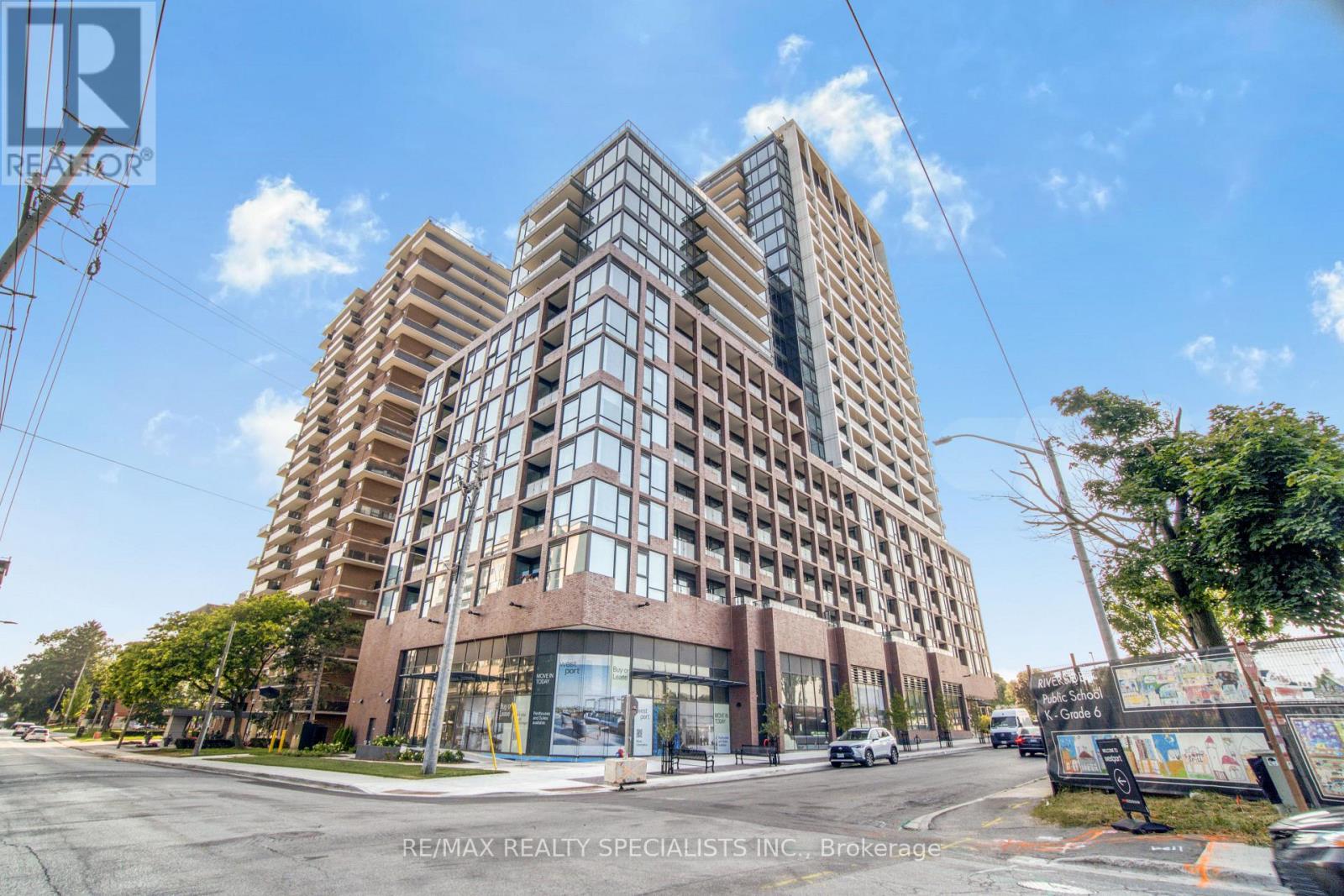 620 - 28 Ann Street, Mississauga, Ontario  L5G 3G1 - Photo 2 - W13705806