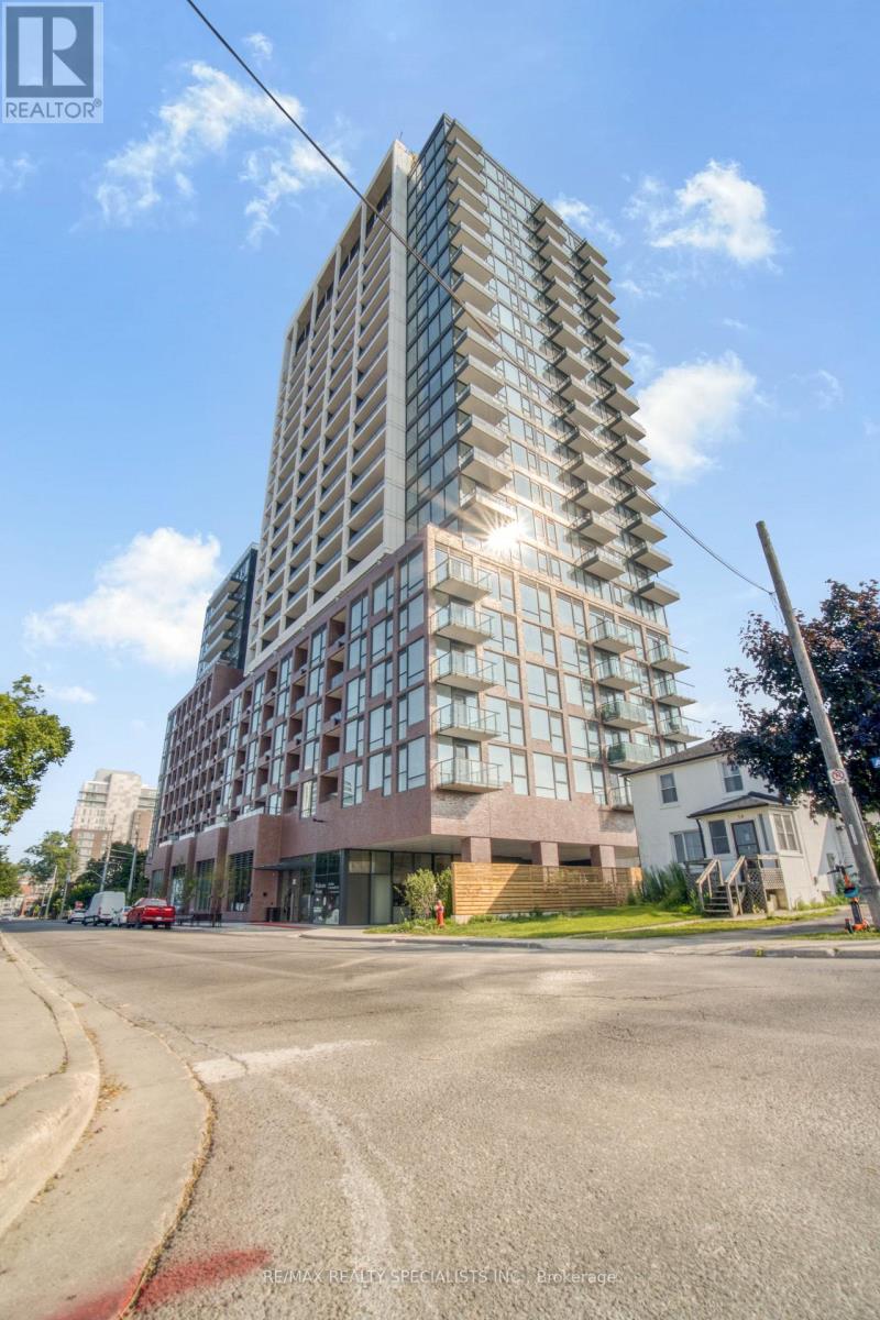620 - 28 Ann Street, Mississauga, Ontario  L5G 3G1 - Photo 3 - W13705806