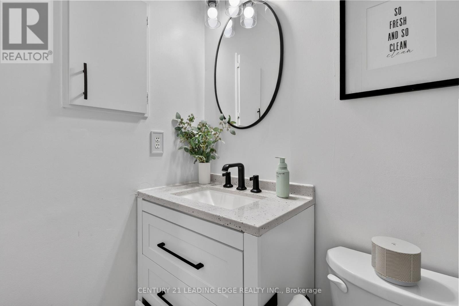 92 Vail Meadows Crescent, Clarington, Ontario  L1C 4T3 - Photo 33 - E13705696