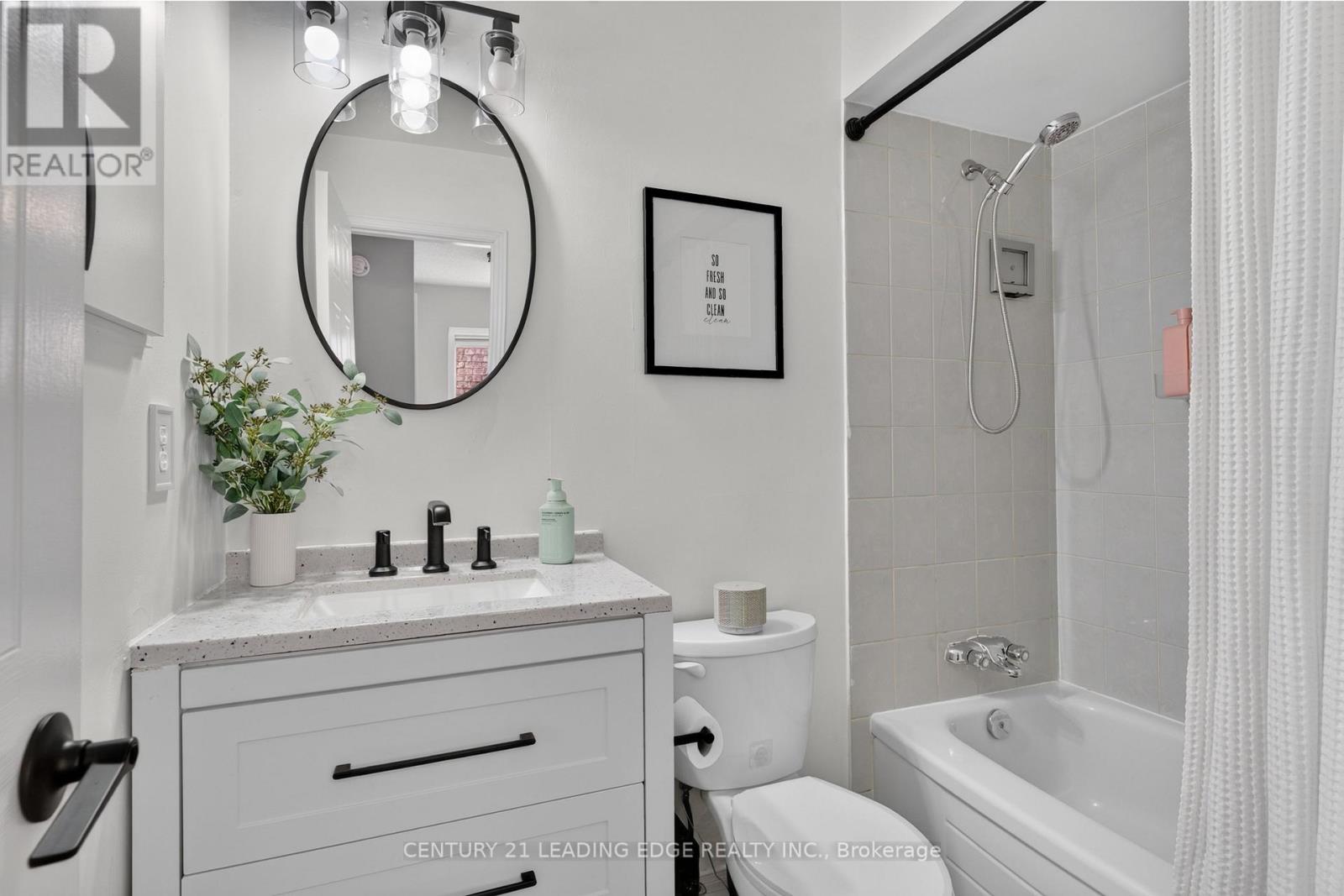 92 Vail Meadows Crescent, Clarington, Ontario  L1C 4T3 - Photo 32 - E13705696