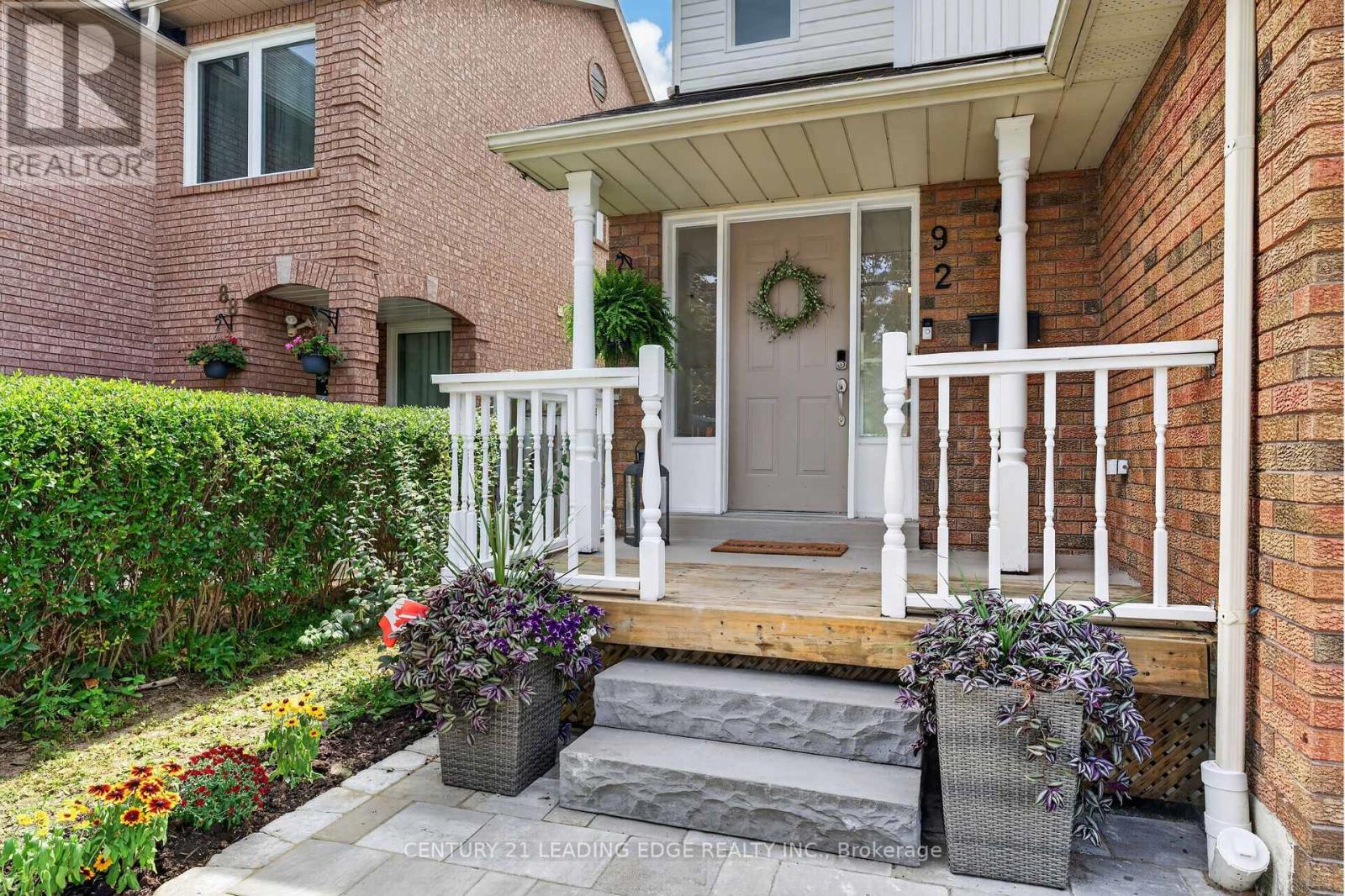 92 Vail Meadows Crescent, Clarington, Ontario  L1C 4T3 - Photo 2 - E13705696