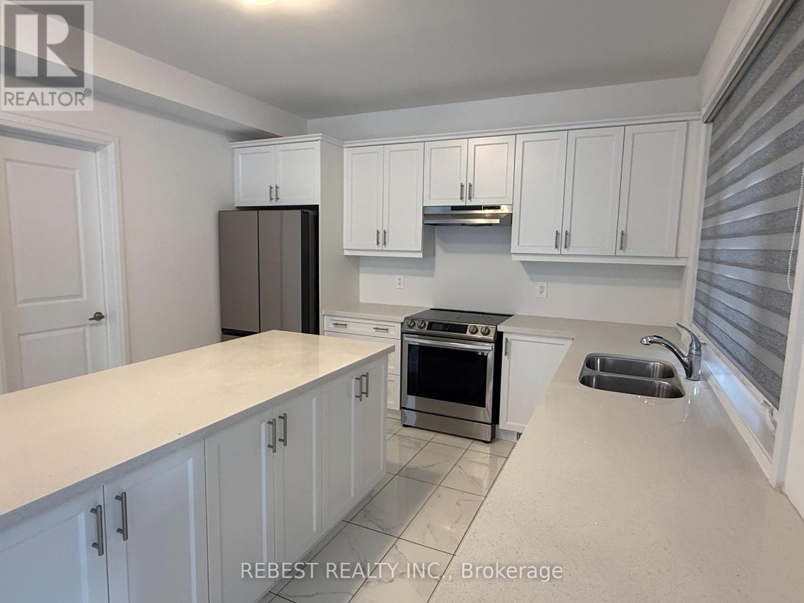 46 Franklin Trail, Barrie, Ontario  L9J 0B1 - Photo 16 - S13693302
