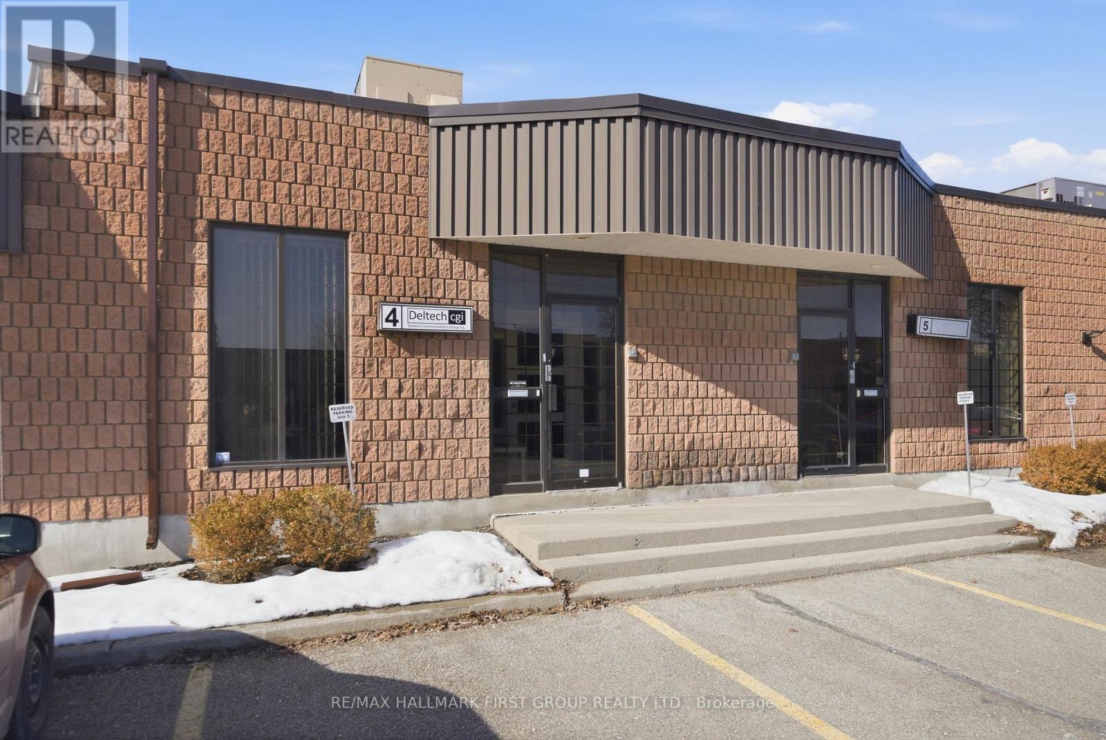 #4 - 1730 MCPHERSON COURT, Pickering, Ontario
