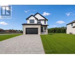 10 WOODMERE PATH, Middlesex Centre, Ontario
