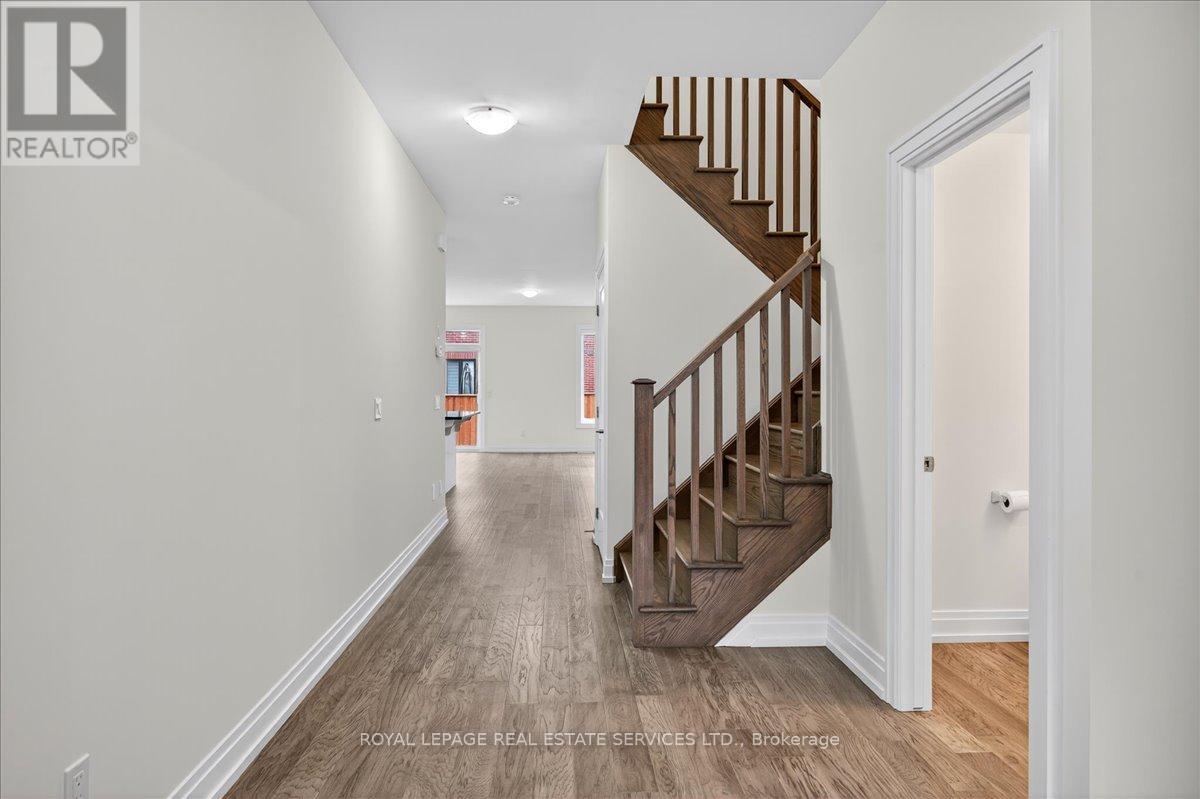 43 Kenesky Drive, Hamilton, Ontario  L8B 1Y2 - Photo 4 - X13705628