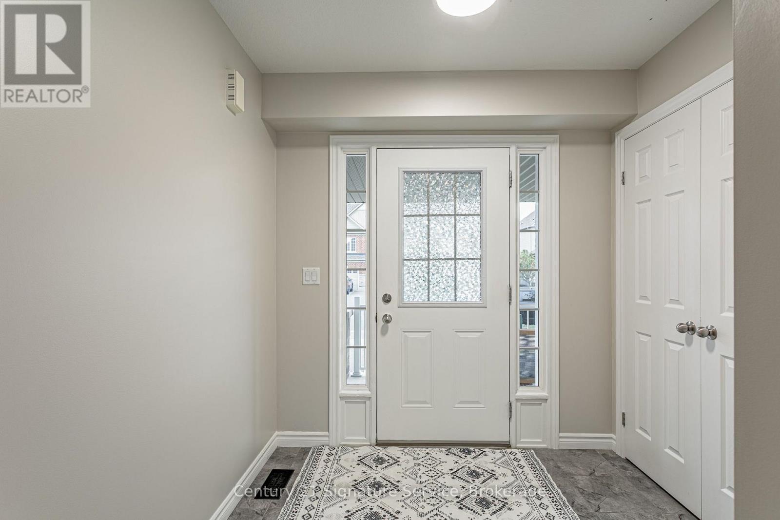 27 Freer Drive, North Dumfries, Ontario  N0B 1E0 - Photo 5 - X13705680