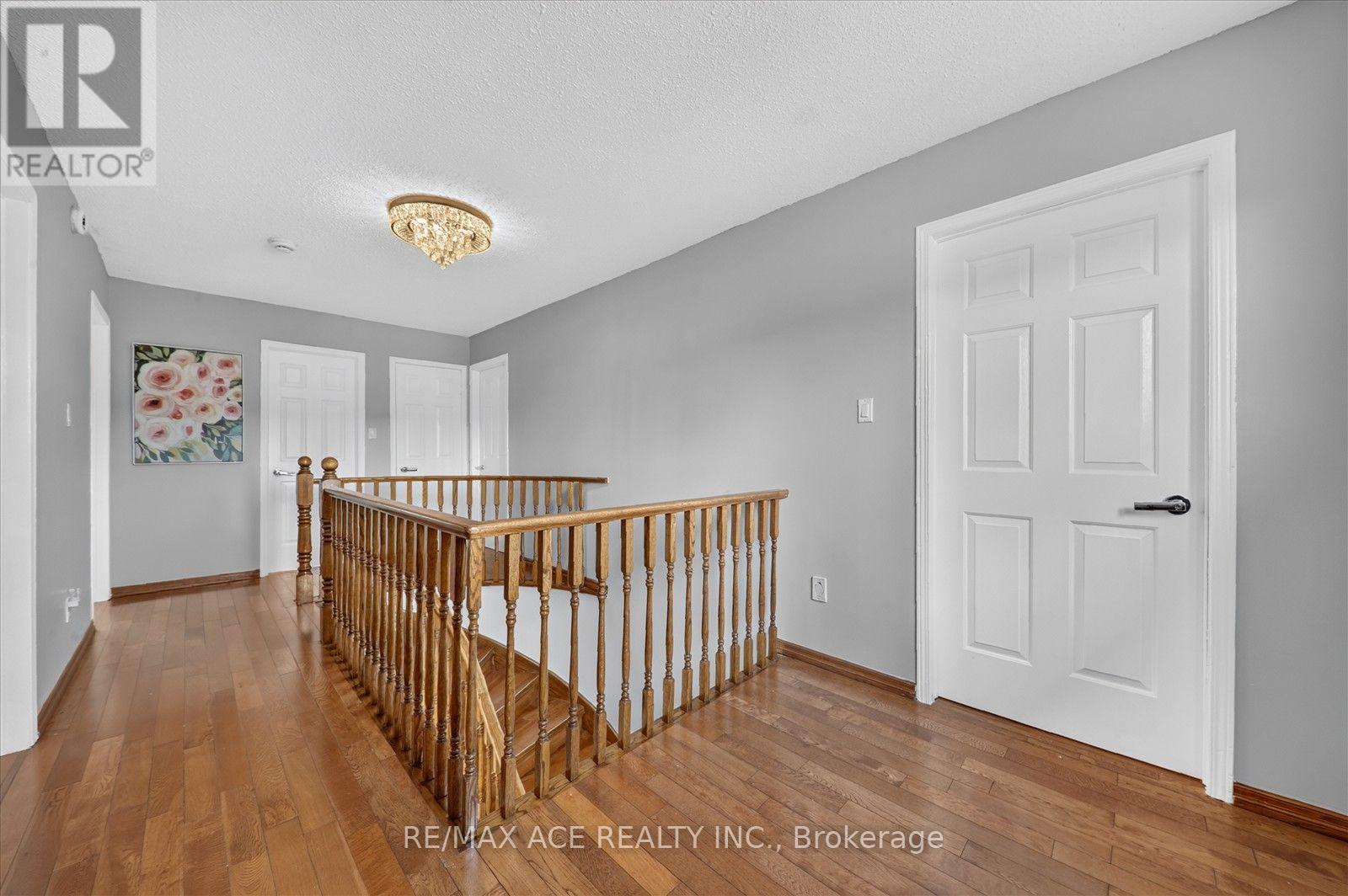 31 Vega Crescent, Hamilton, Ontario  L8E 4S6 - Photo 22 - X13705708