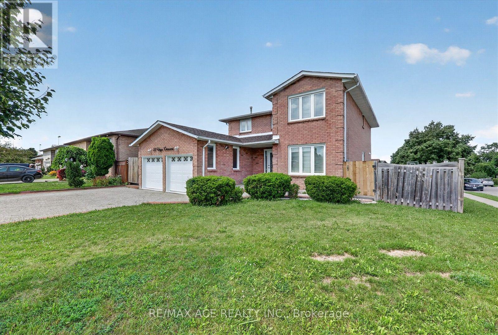 31 Vega Crescent, Hamilton, Ontario  L8E 4S6 - Photo 4 - X13705708