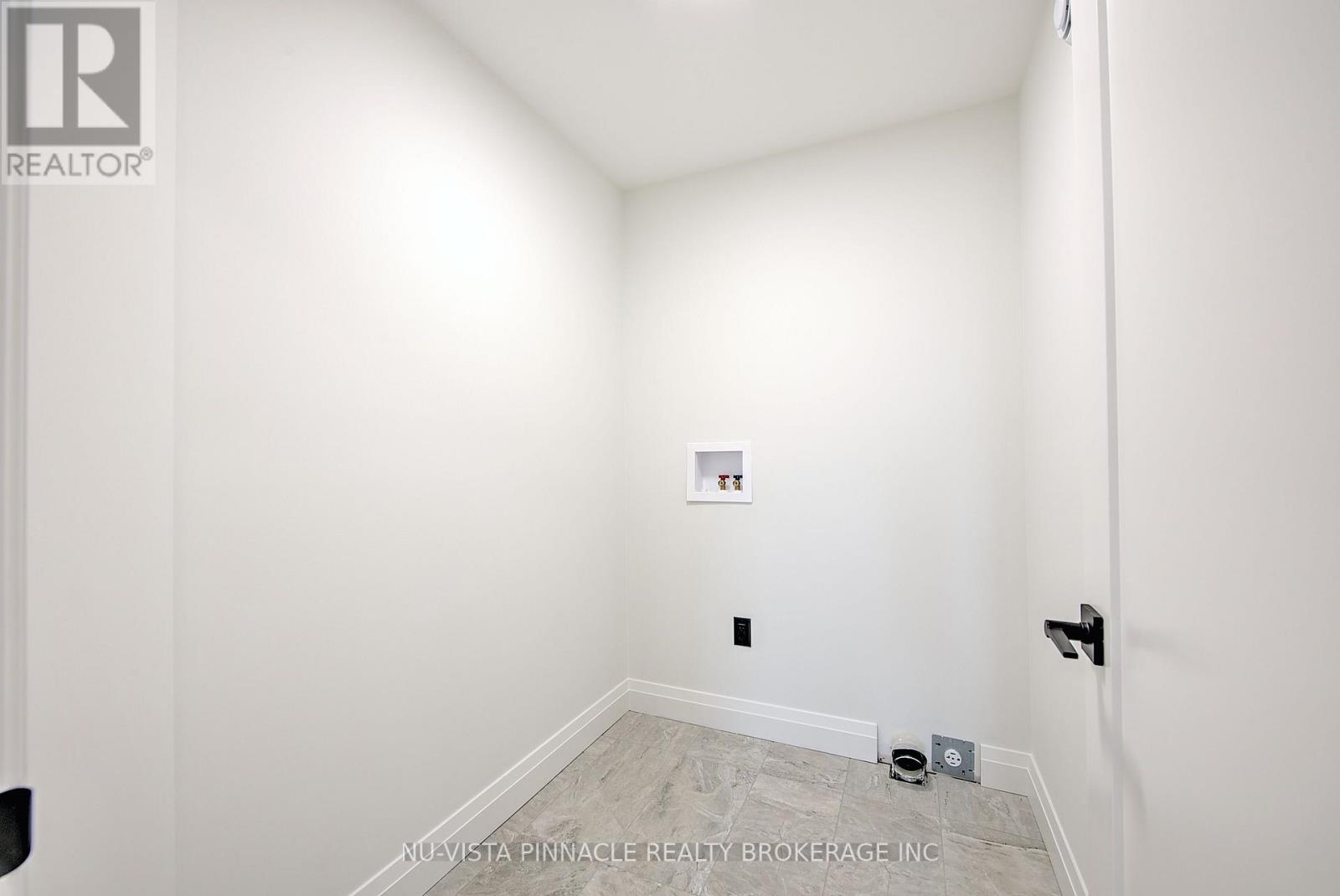 10 Woodmere Path, Middlesex Centre, Ontario  N0M 2A0 - Photo 29 - X13550804