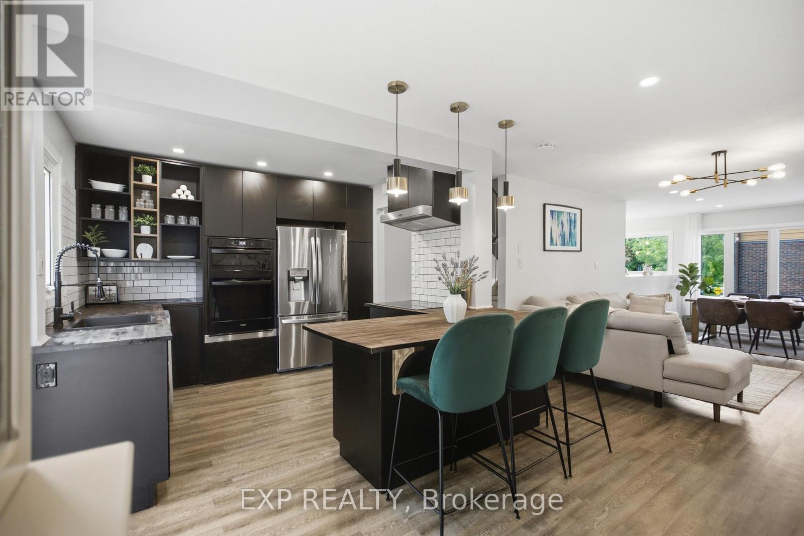 2092 Eric Crescent, Ottawa, Ontario  K1B 4P4 - Photo 9 - X13609804