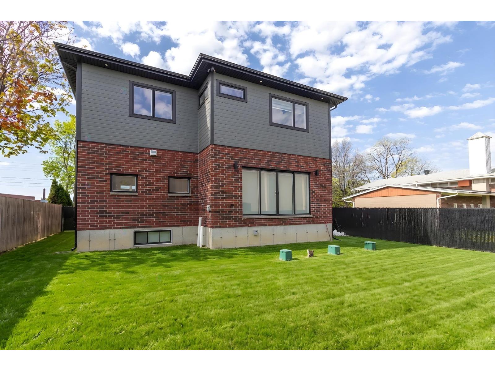 5054 Rue Sir-George-Simpson Montréal (Lachine) Quebec Canada H8T1E7 5