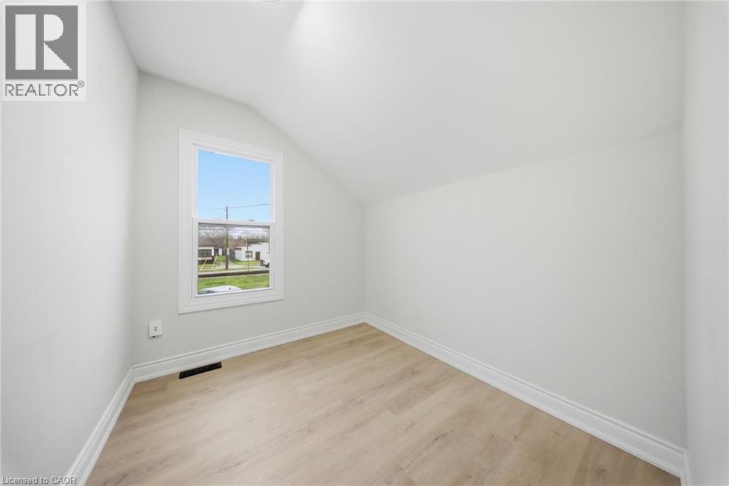 129 Durham Street, Port Colborne, Ontario  L3K 1E1 - Photo 19 - 40825785
