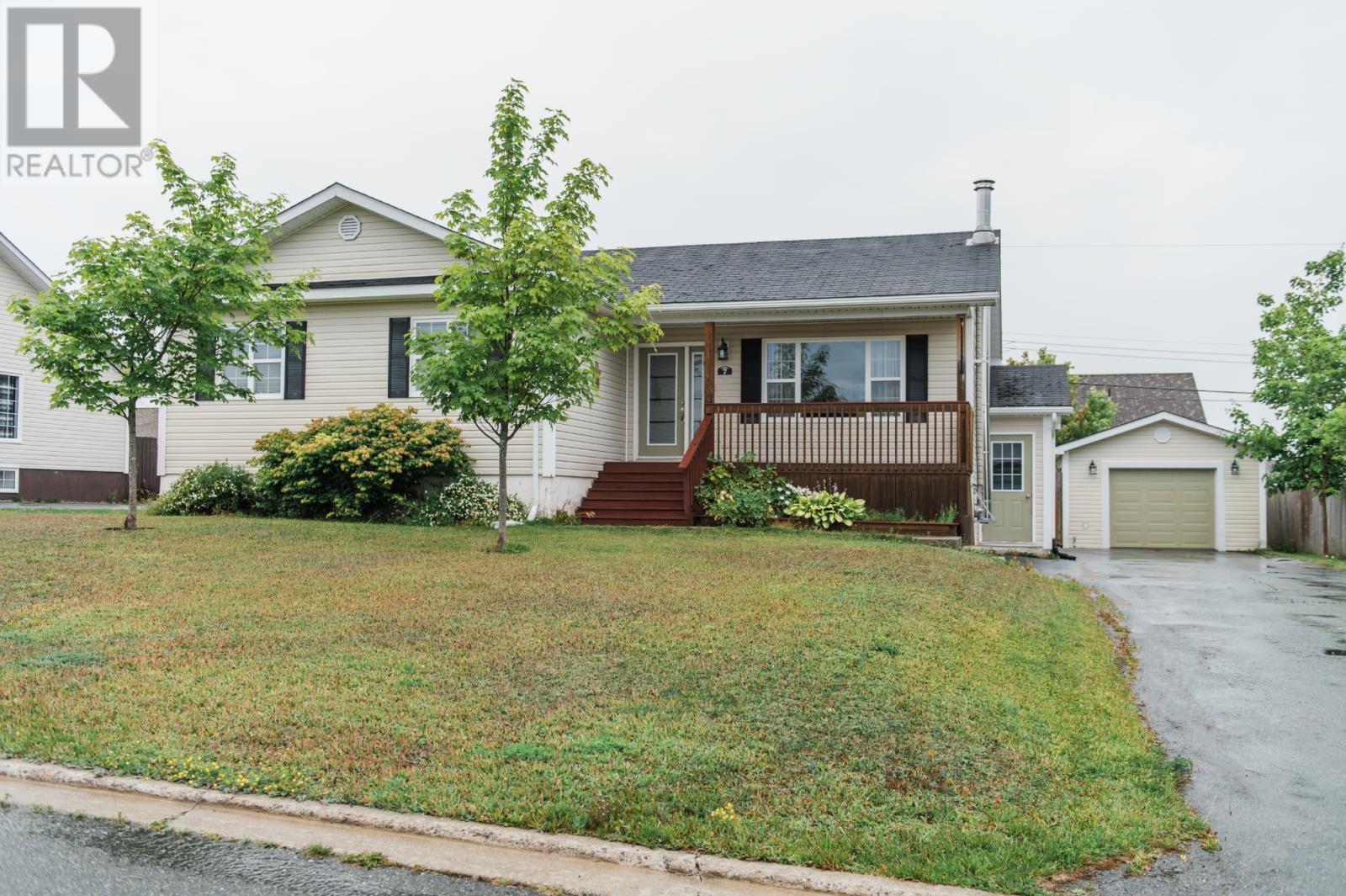 7 Tully Place, Gander, Newfoundland & Labrador  A1V 2X1 - Photo 2 - 1301903