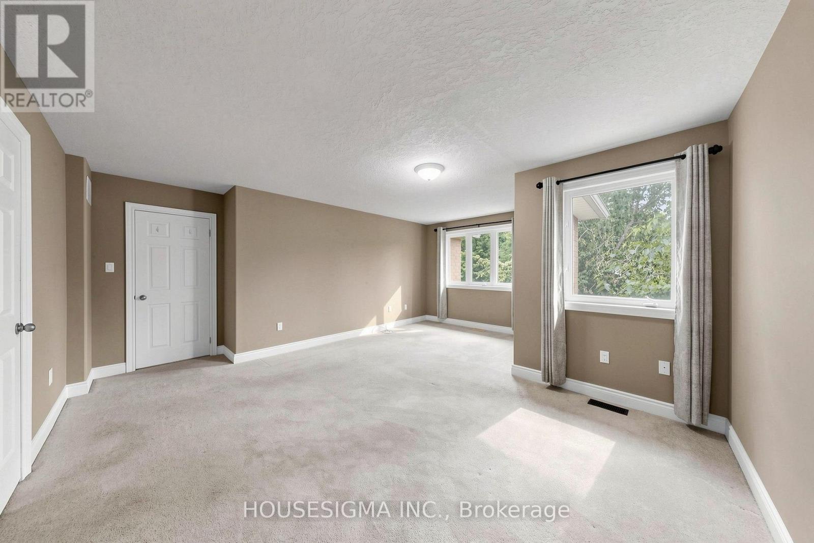 35 Auburn Court, Barrie, Ontario  L4N 6G9 - Photo 22 - S13705672