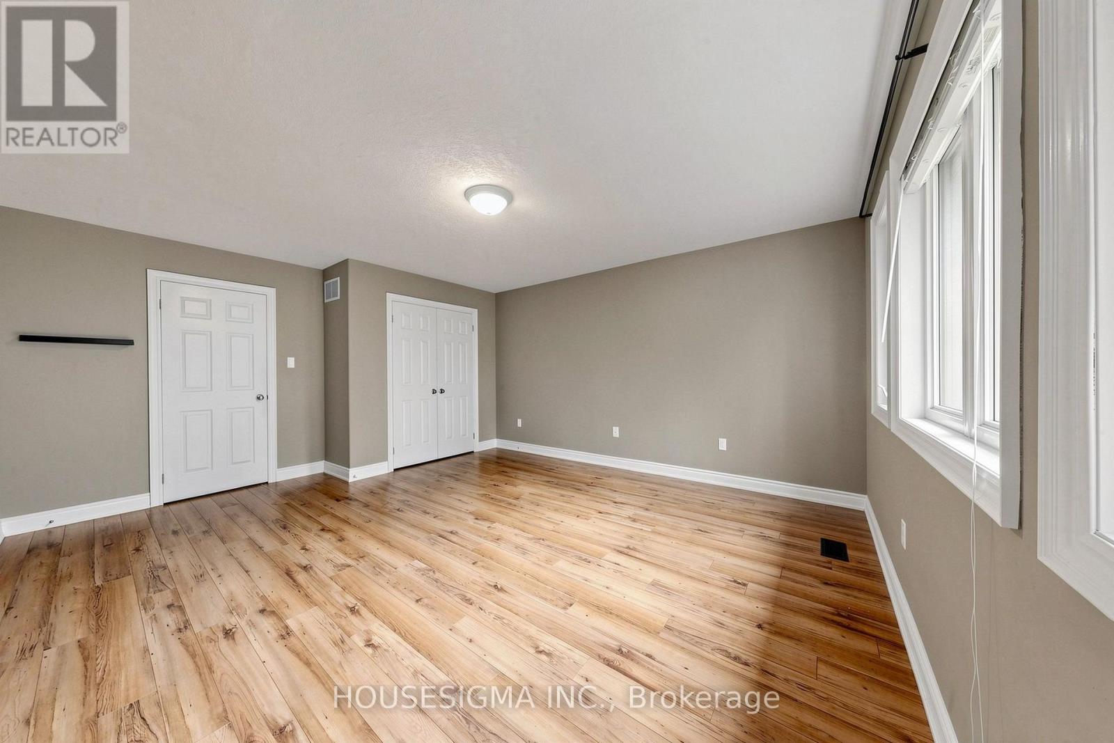 35 Auburn Court, Barrie, Ontario  L4N 6G9 - Photo 29 - S13705672