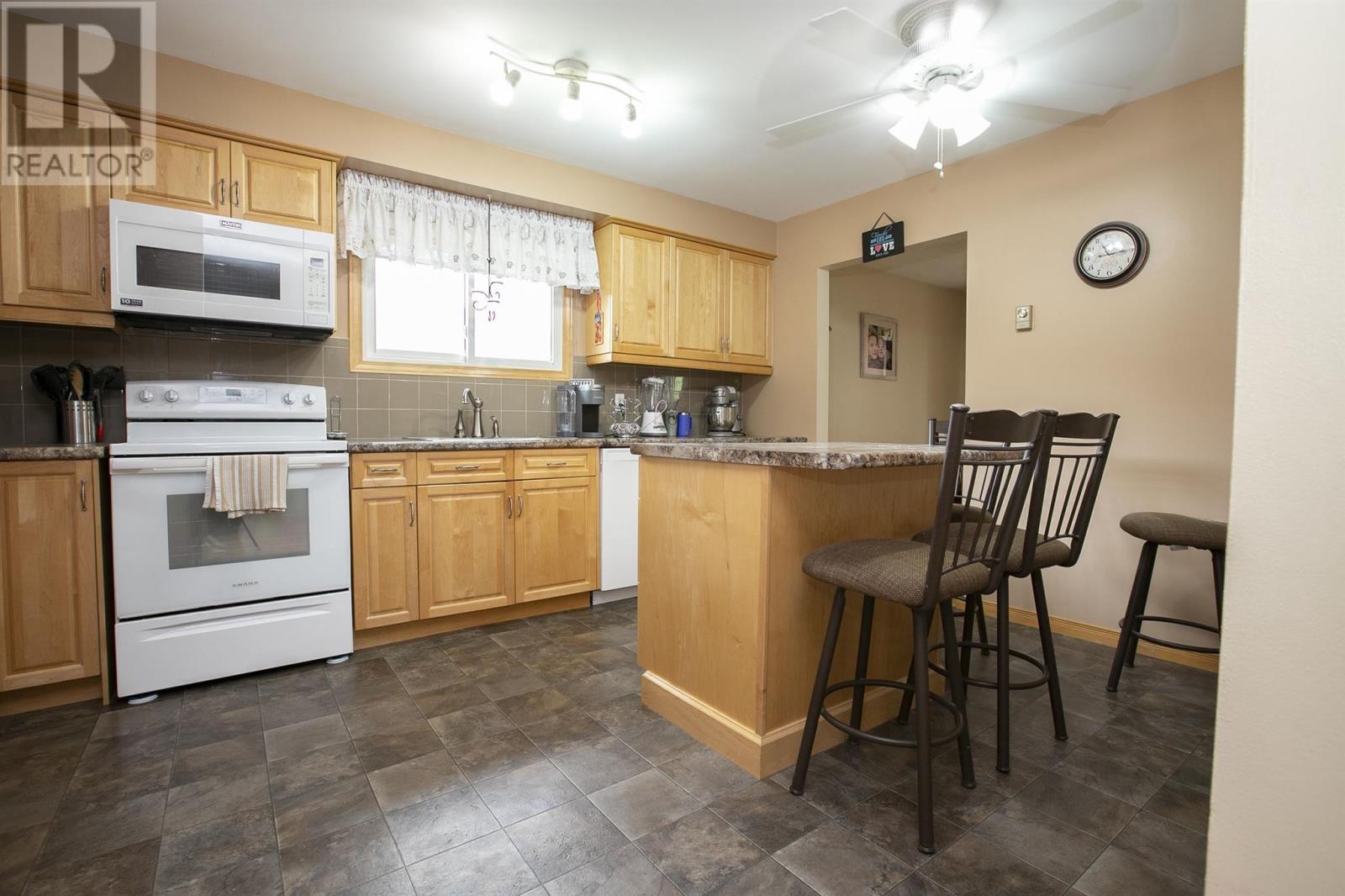 52 Danby Rd, Sault Ste. Marie, Ontario  P6B 5X6 - Photo 16 - SM262281