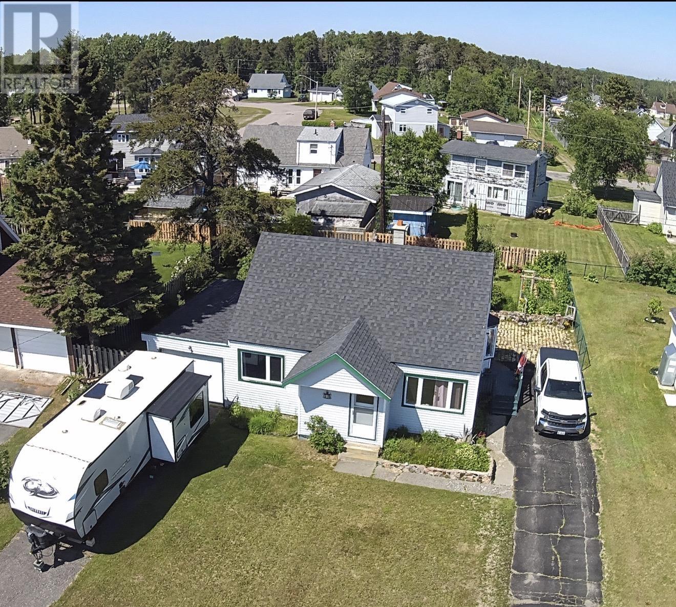39 Laurier Ave, Terrace Bay, Ontario  P0T 2W0 - Photo 16 - TB2601862