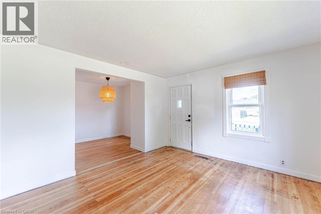 1217 Orchard Avenue, Fort Erie, Ontario  L2A 3C8 - Photo 11 - 40847572