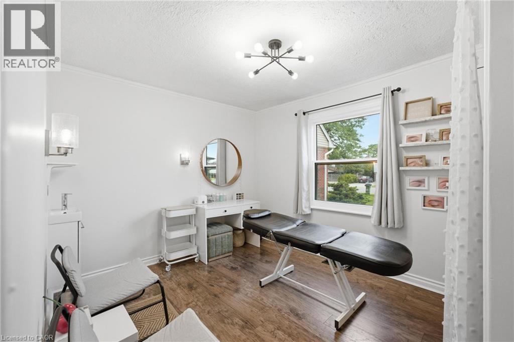 481 Upper Gage Avenue, Hamilton, Ontario  L8V 4J2 - Photo 13 - 40854455