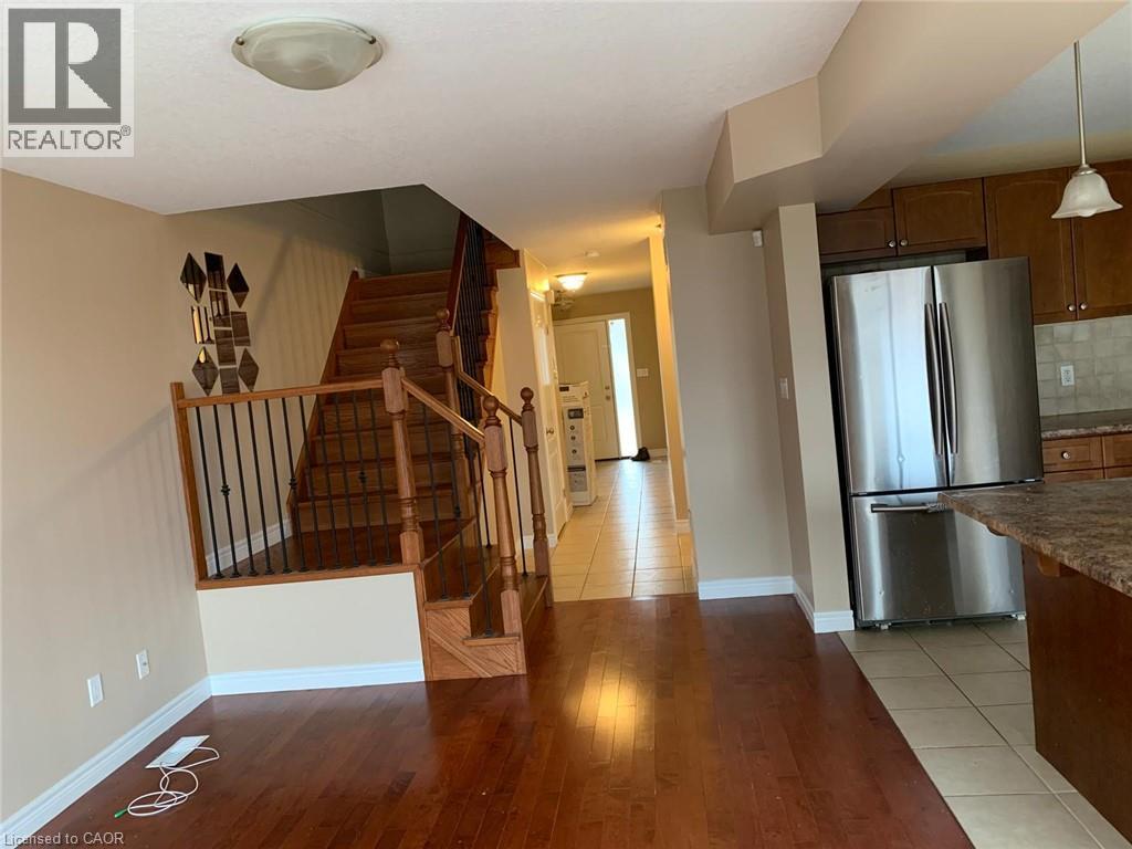 19 Amos Drive, Guelph, Ontario  N1L 0L6 - Photo 2 - 40854653