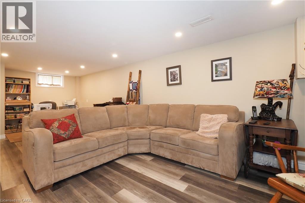 60 W Belmont Avenue W, Kitchener, Ontario  N2M 1L4 - Photo 24 - 40857716
