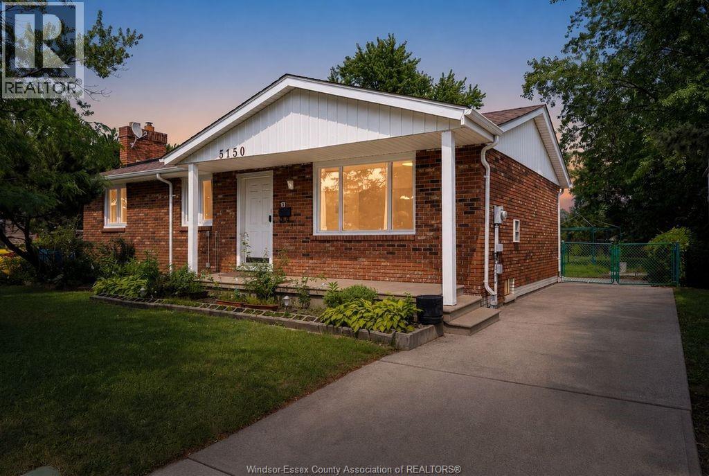 MLS# 26020558: 3150 FOREST GLADE, Windsor, Canada